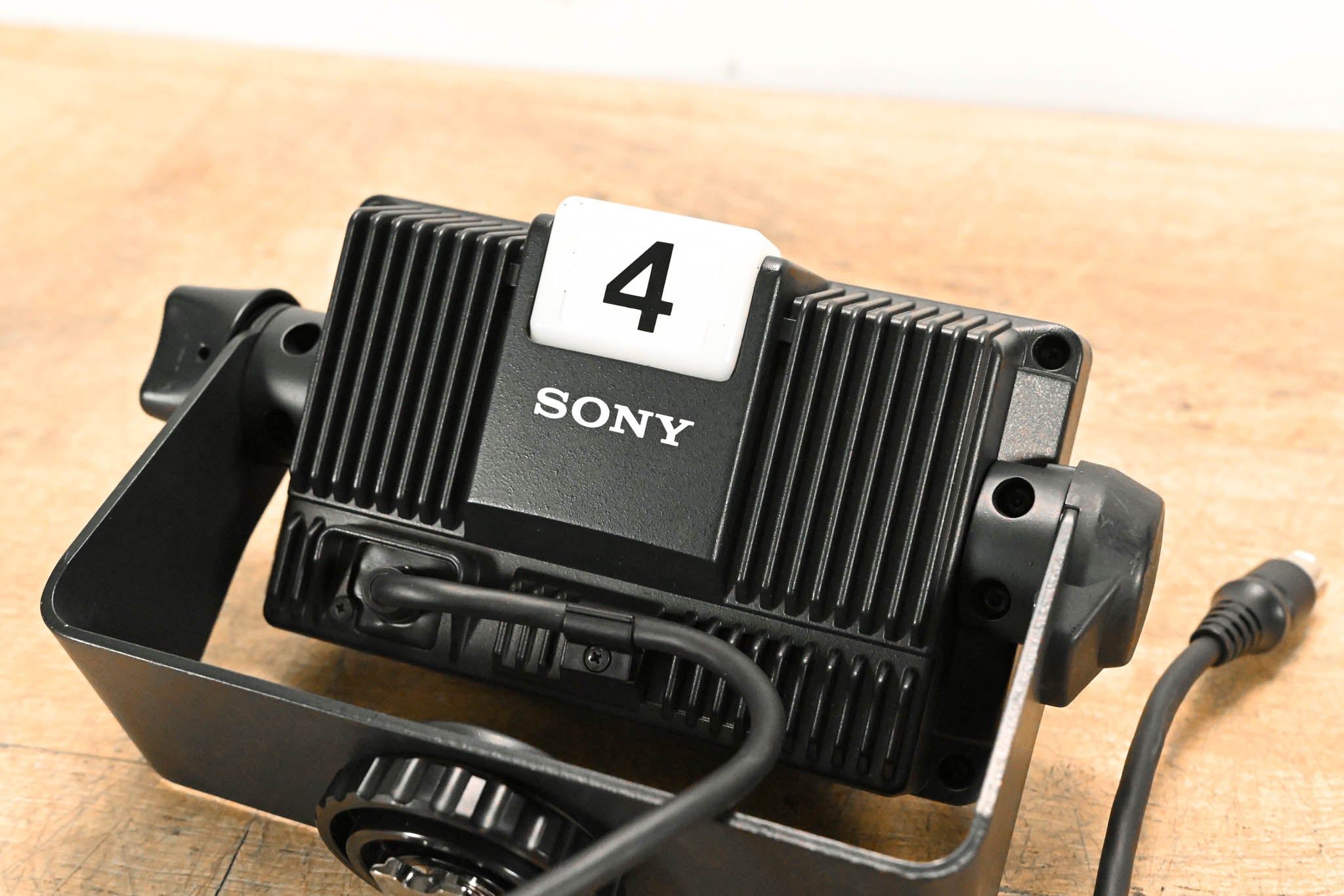 Sony DXF-C50WA 5-inch LCD Color Viewfinder for HXC-D70 SD/HD Camera