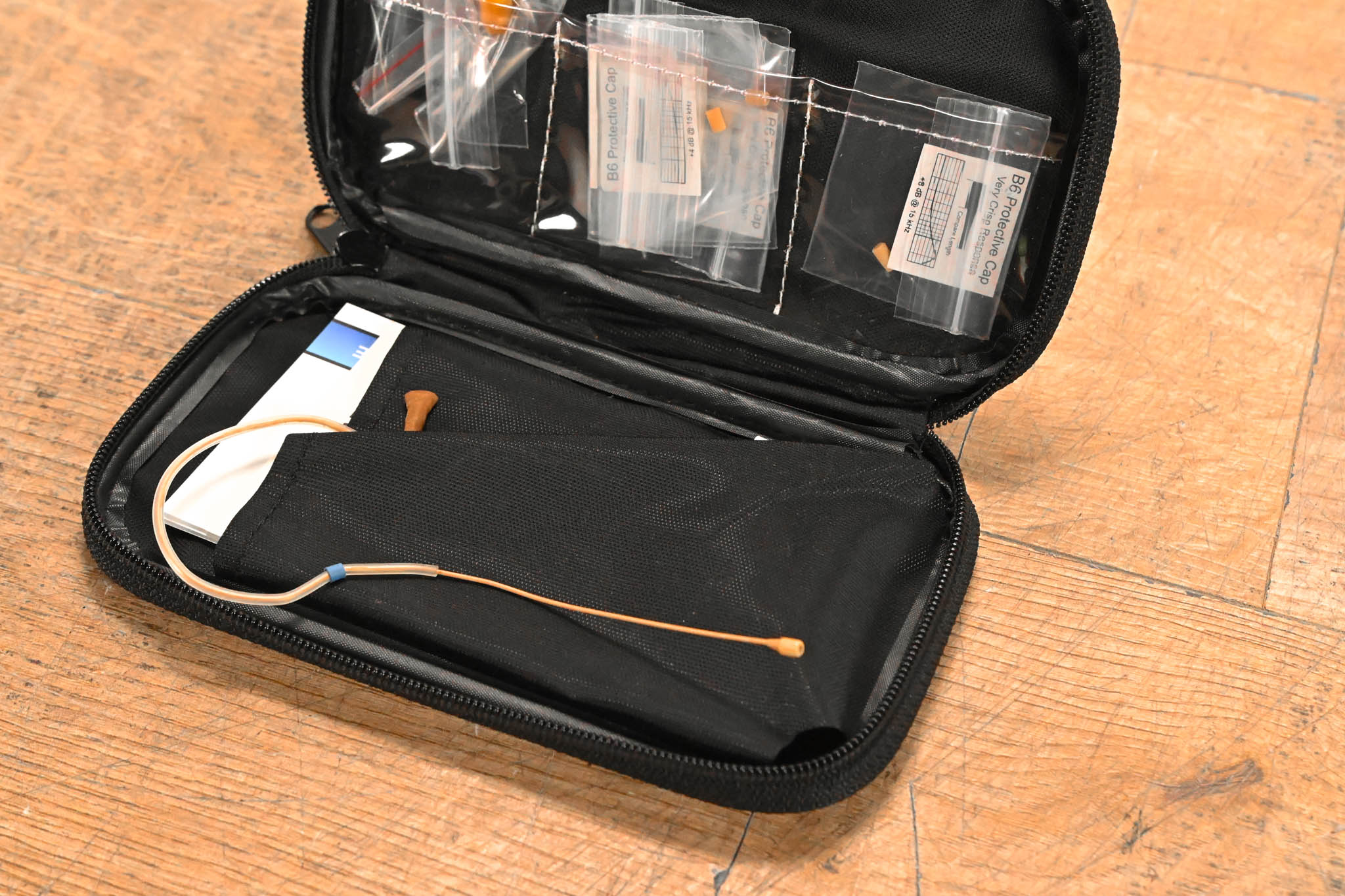 Countryman E6OW6LAT E6 Omnidirectional Earset Microphone