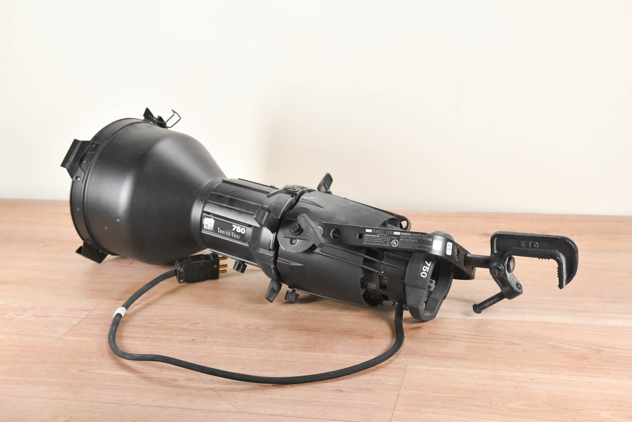 ETC Source Four 575 10 Degree Ellipsoidal Light