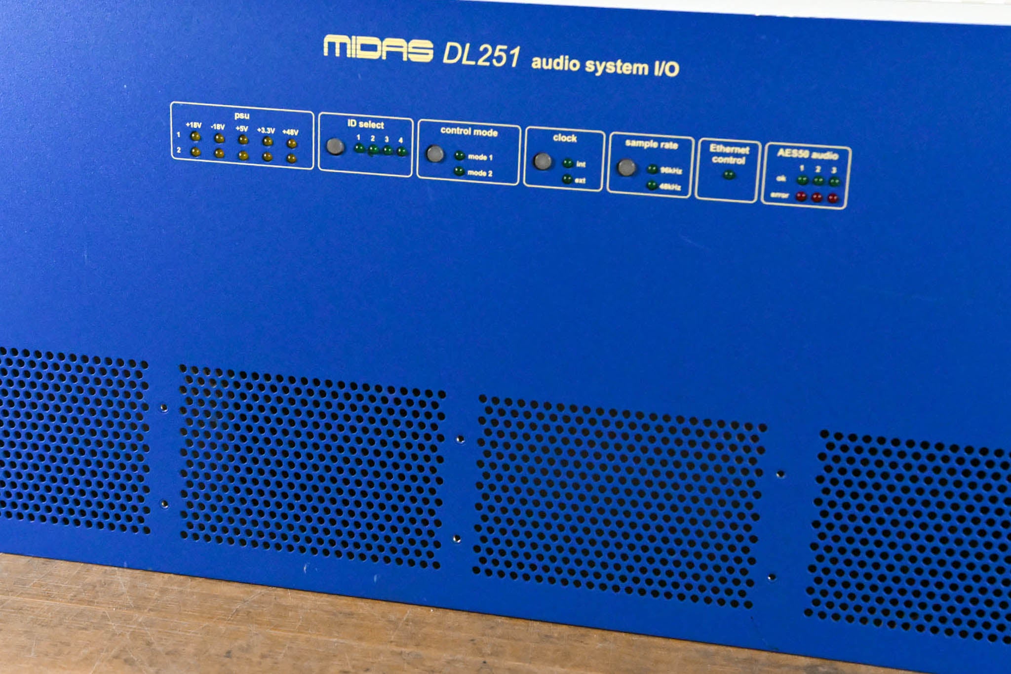 Midas DL251 PRO Series 48-input / 16-output Stage Box