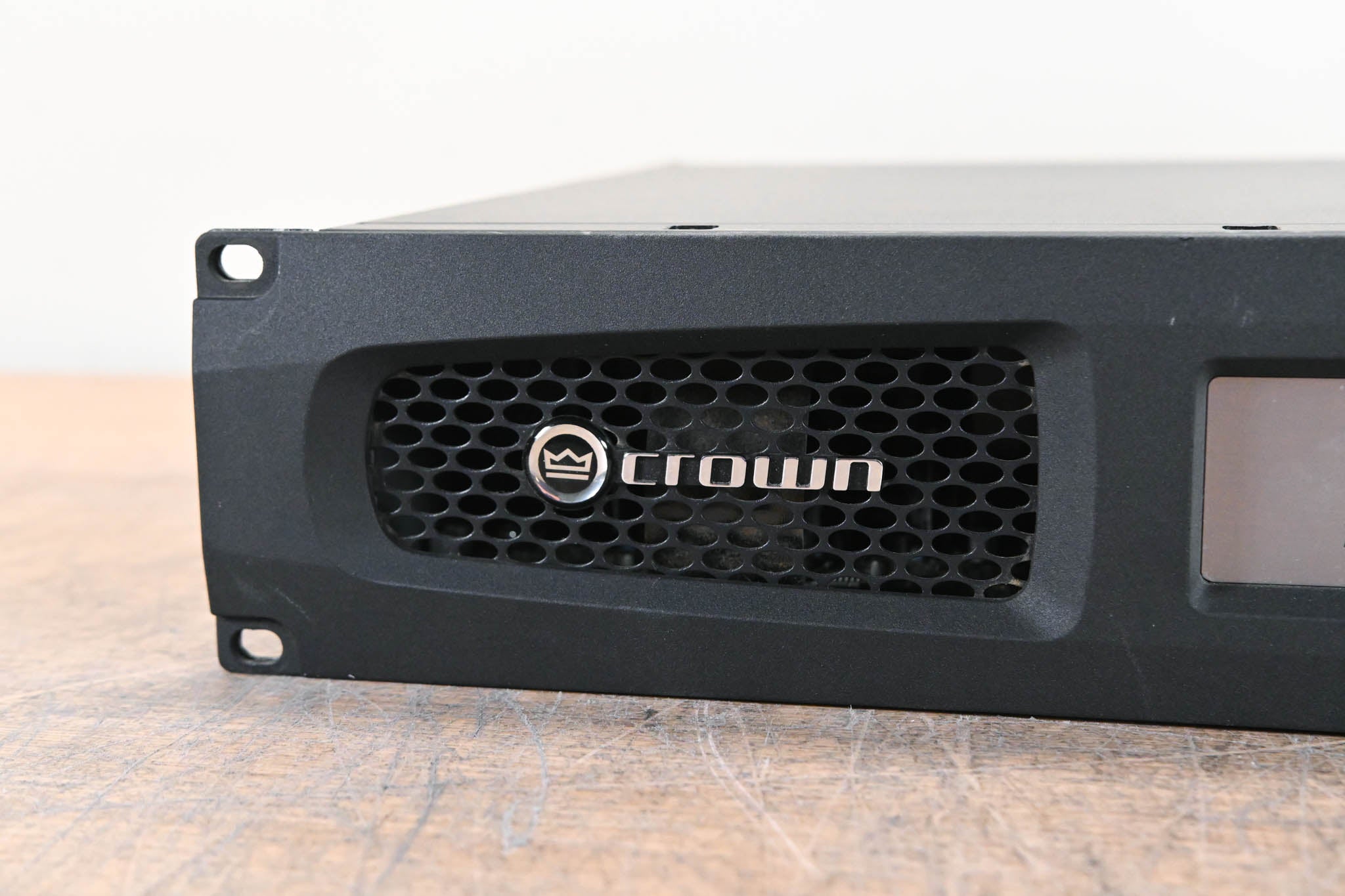 Crown DCi 4|300N DriveCore Install 4-Channel Power Amplifier