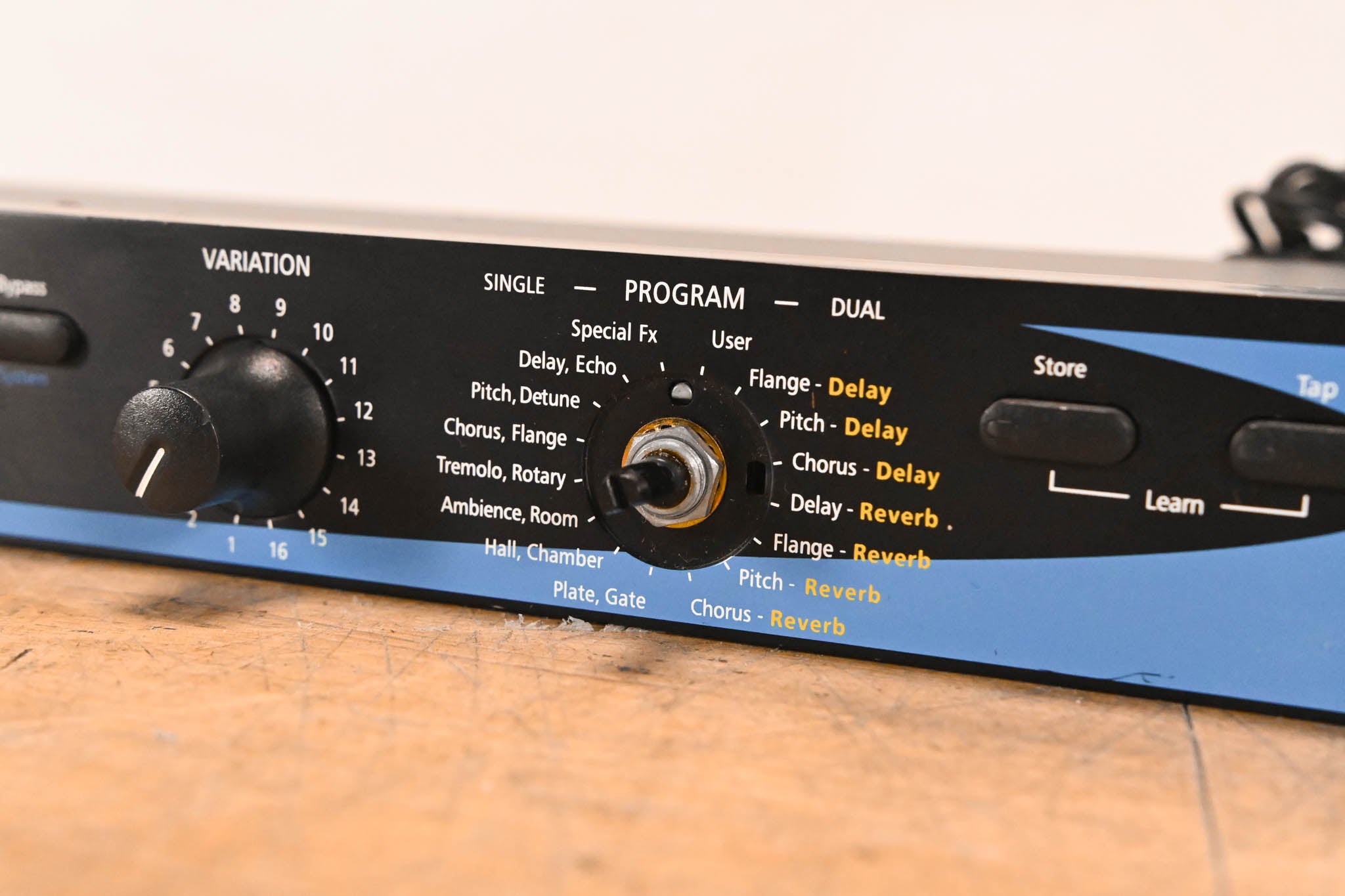 Lexicon MPX110 Dual-Channel Effects Processor