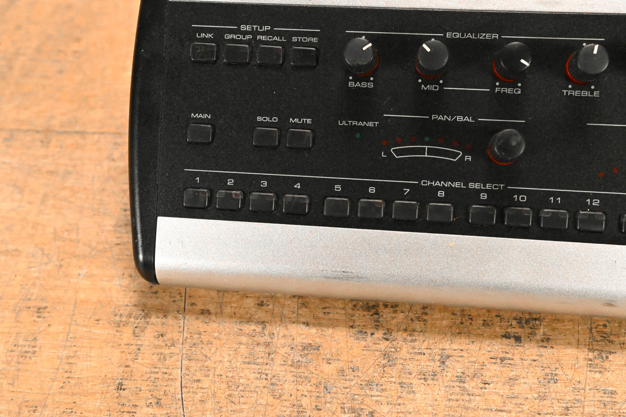 Behringer Powerplay P16-M 16-Channel Digital Personal Mixer