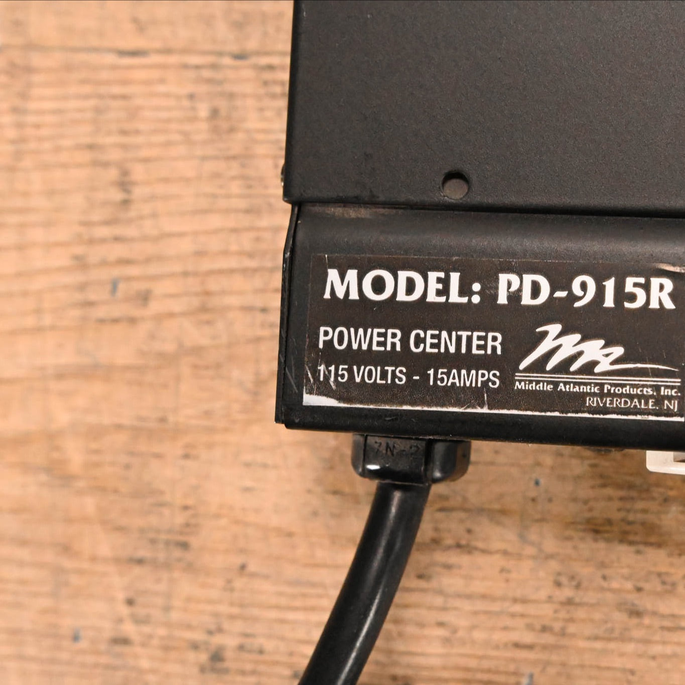Middle Atlantic PD-915R 9-Outlet Rackmount Power Distribution Unit
