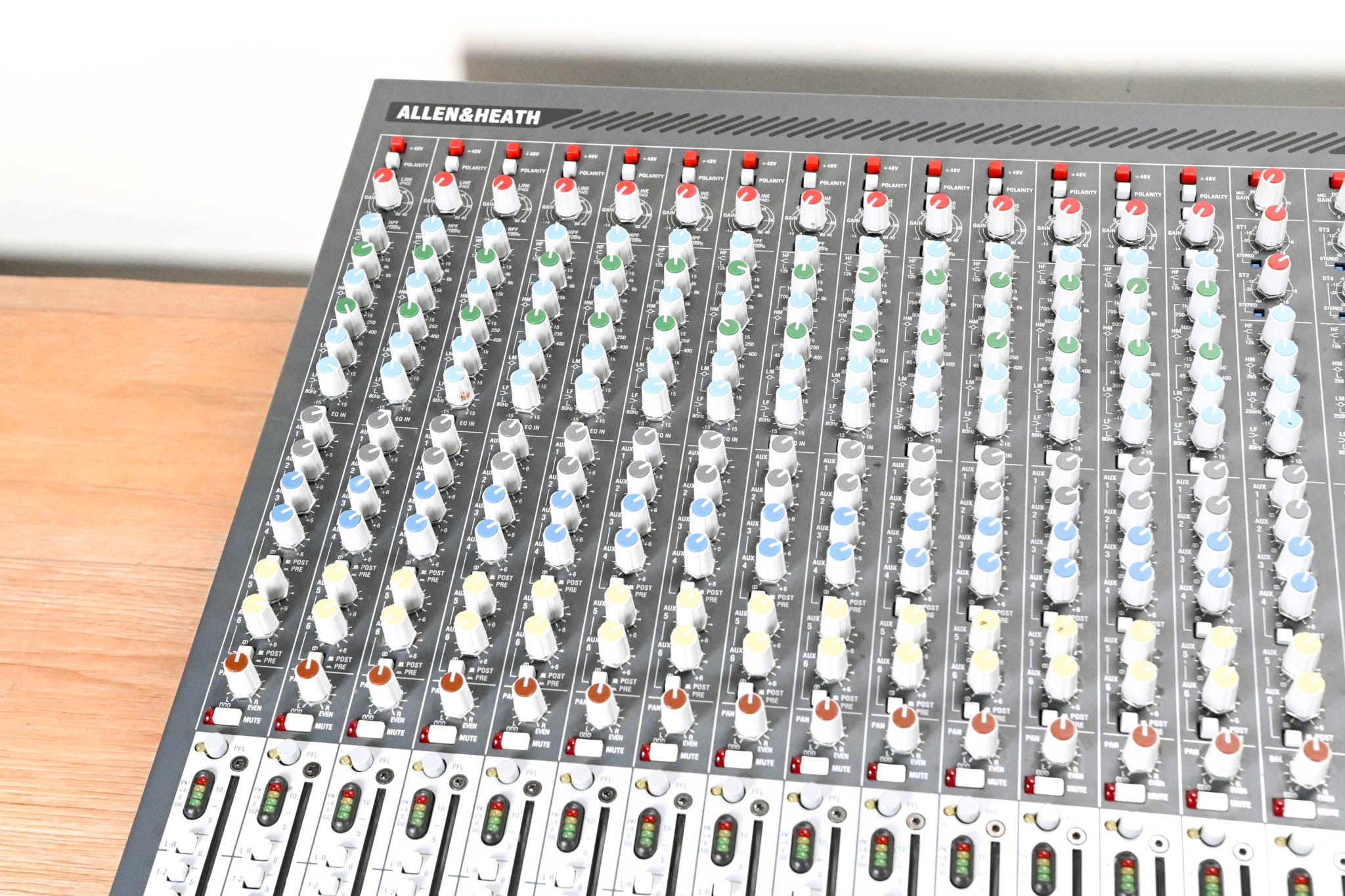 Allen & Heath GL2400 32-Channel Analog Mixing Console