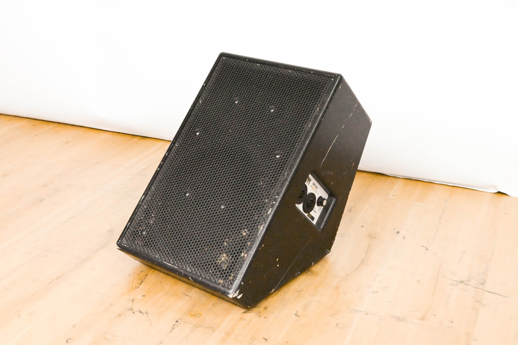 EAW SM122e 2-Way Passive Full-Range Stage Monitor