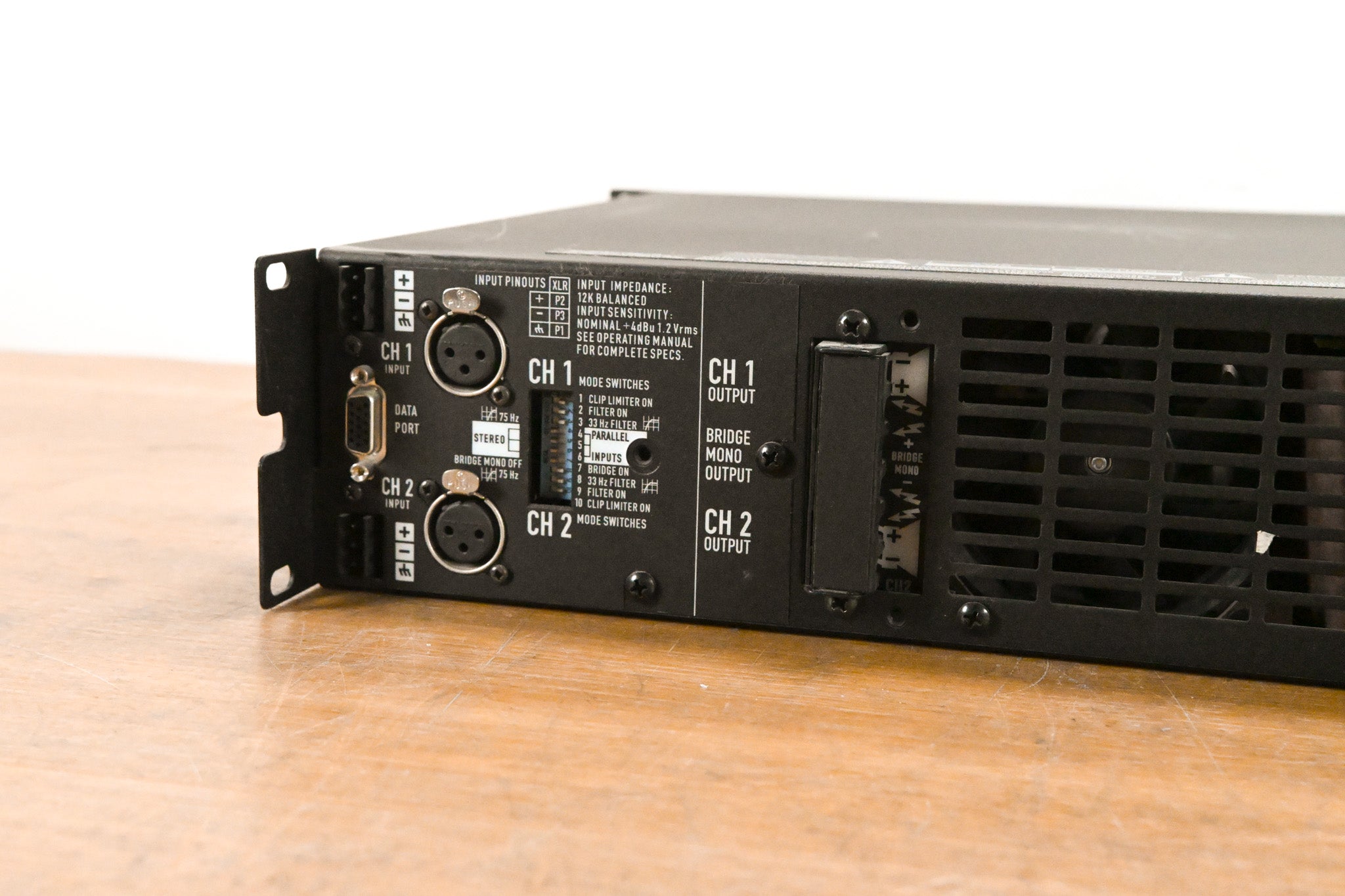 QSC CX302 2-Channel Power Amplifier
