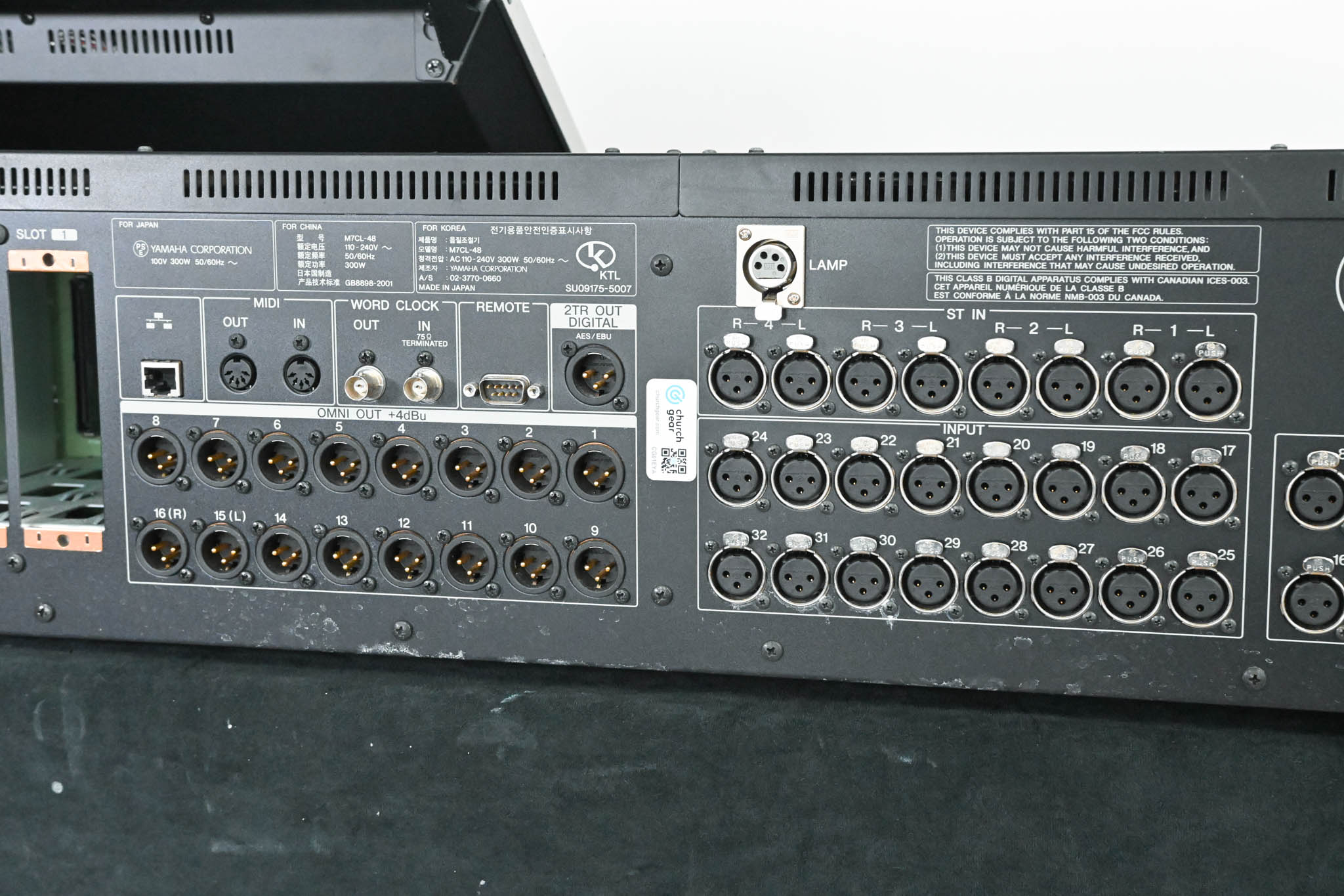 Yamaha M7CL-48 48-Channel Digital Audio Mixing Console