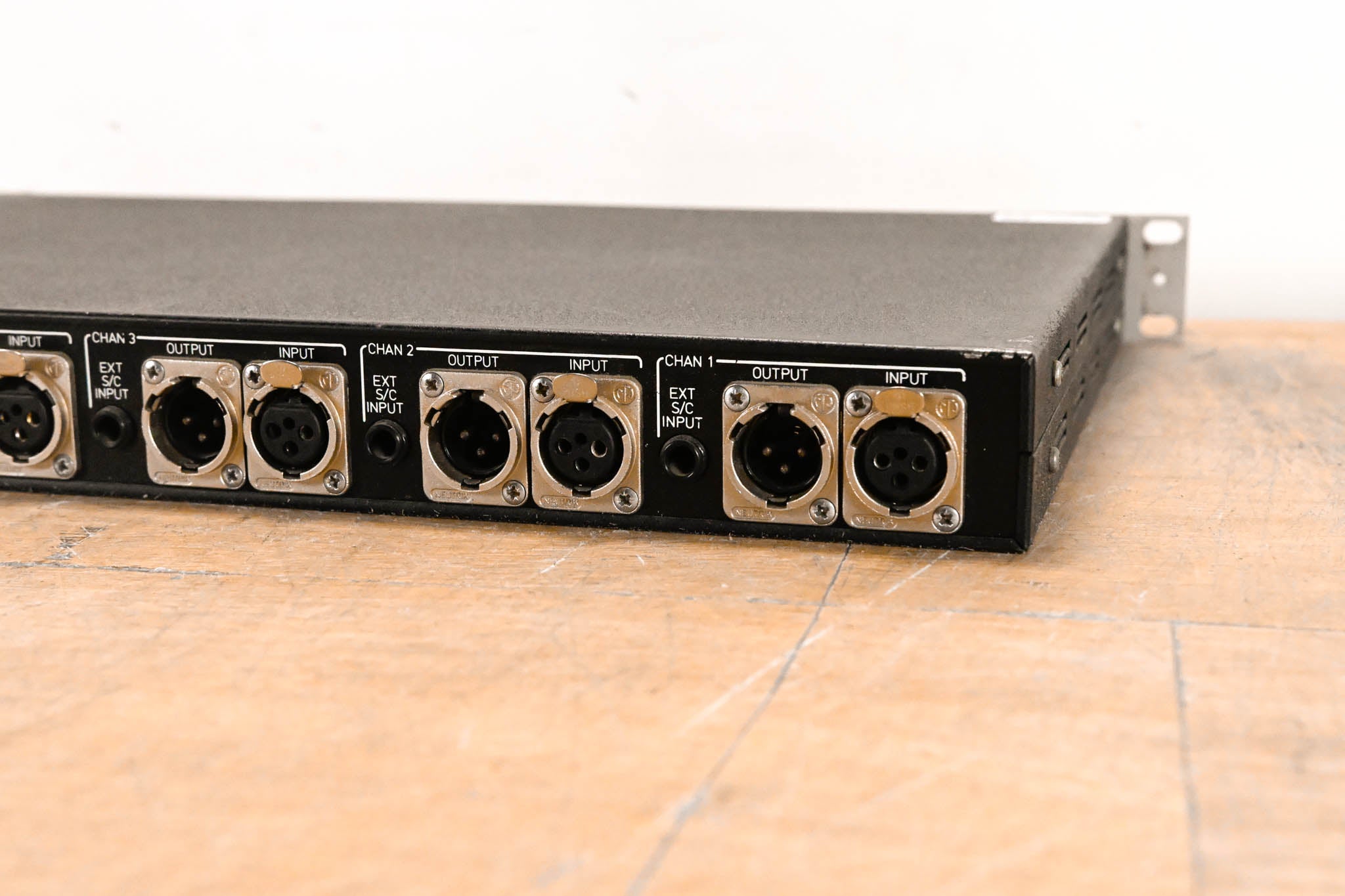 Klark Teknik DN504 Quad Compressor Limiter