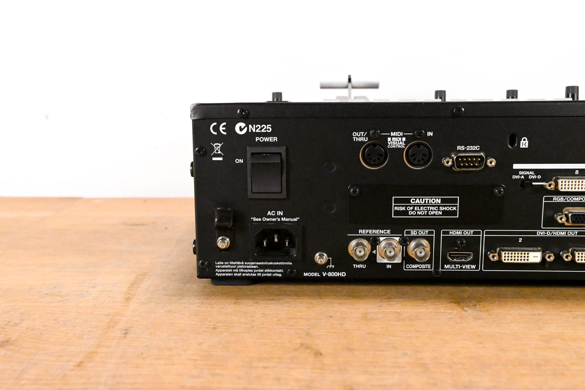 Roland V-800HD Multi-Format Video Switcher