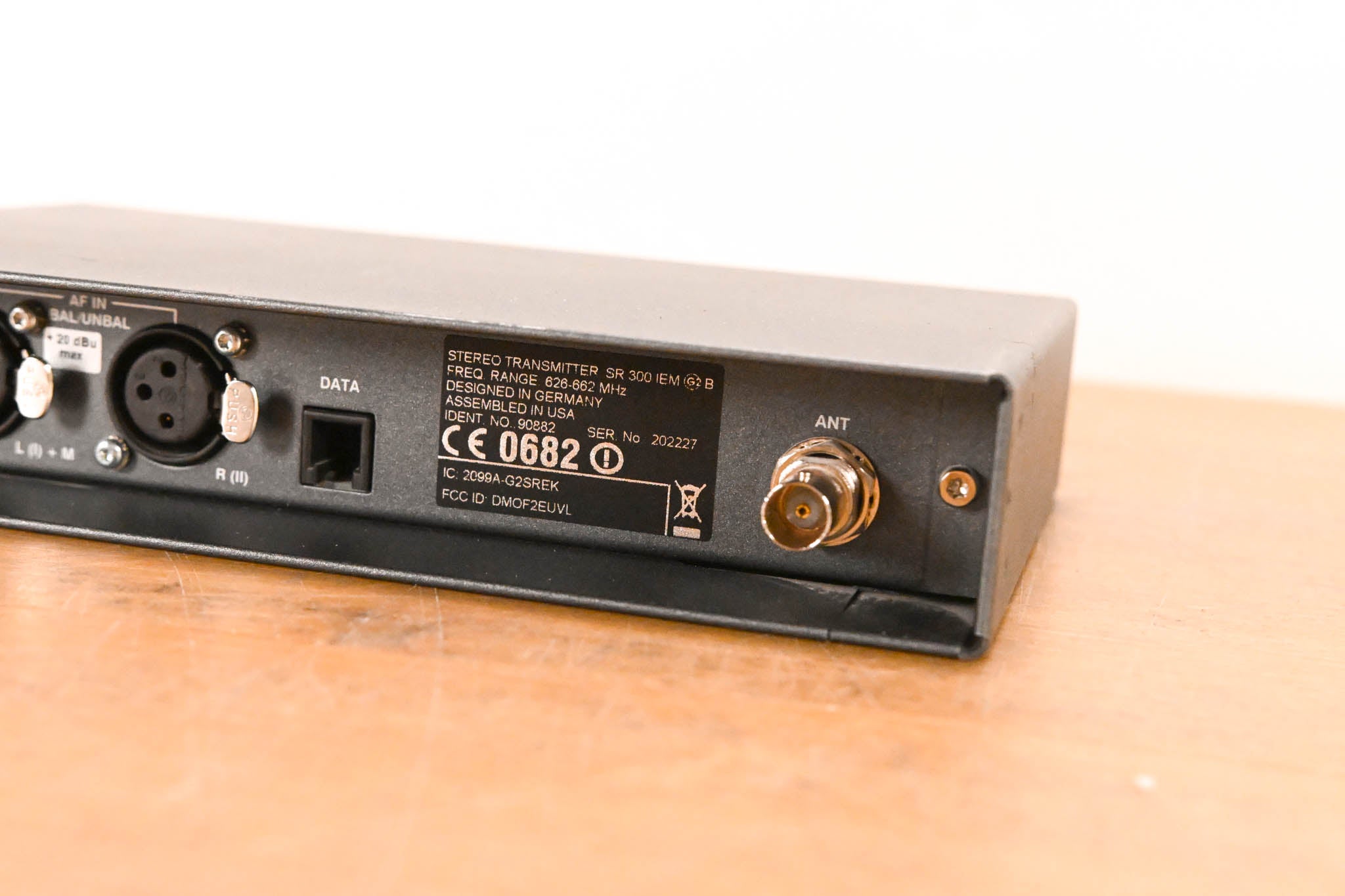 Sennheiser SR 300 IEM G2 Wireless Transmitter 626-662MHz NO POWER SUPPLY