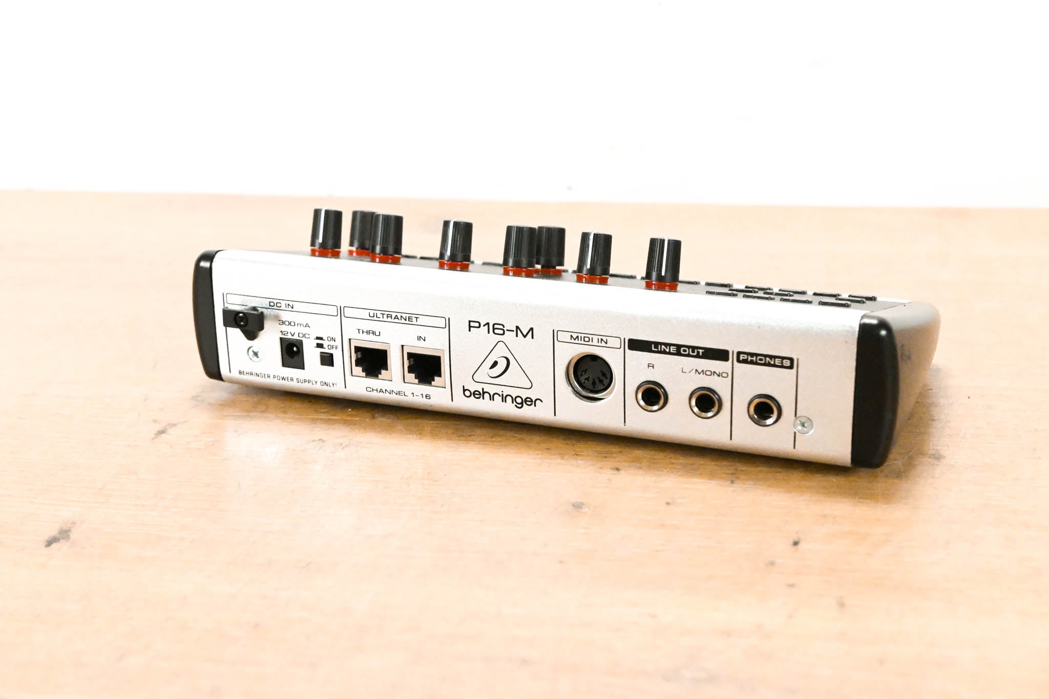 Behringer Powerplay P16-M 16-Channel Digital Personal Mixer
