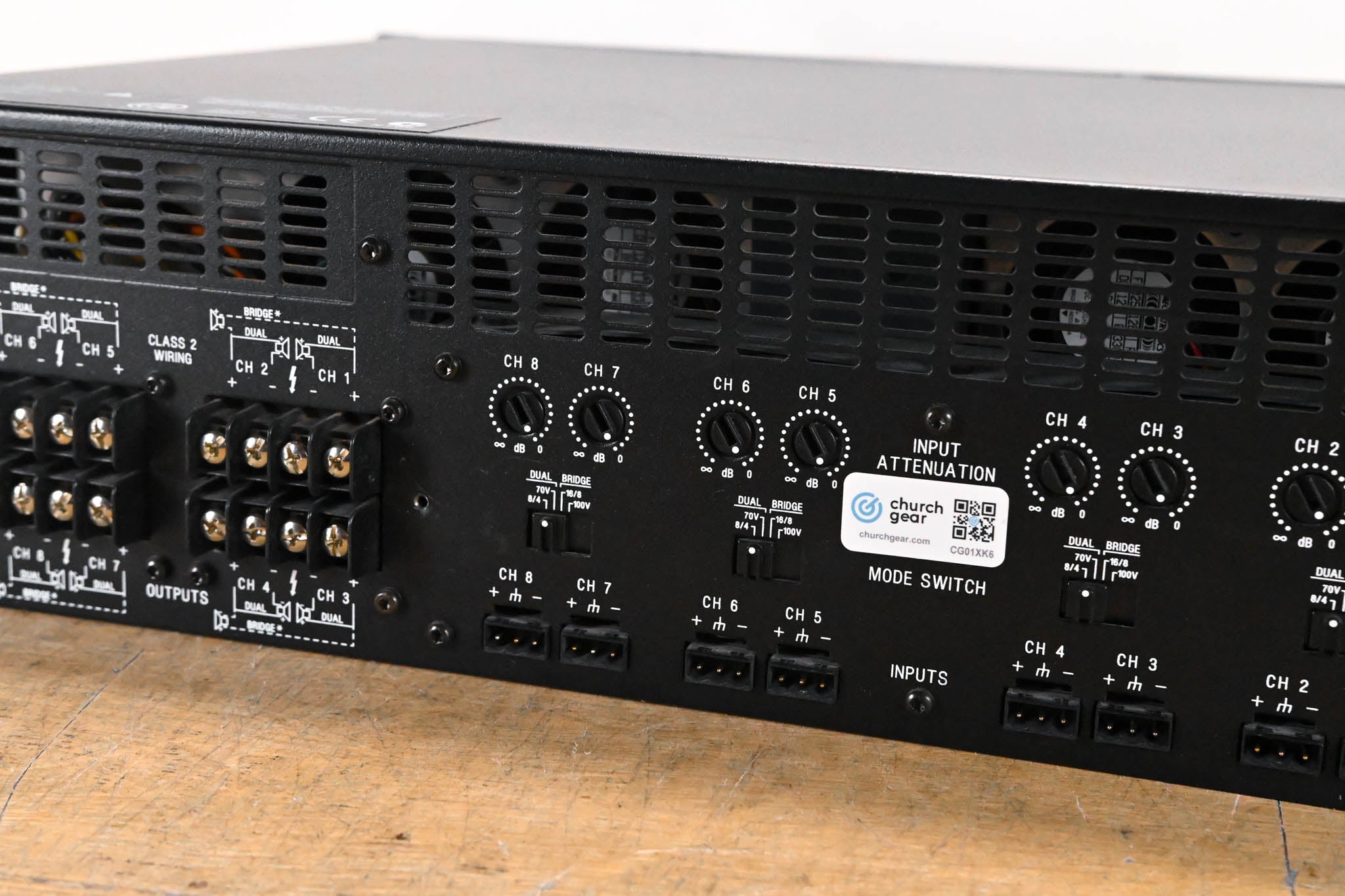 Crown CTs 8200 200W 8-Channel Power Amplifier