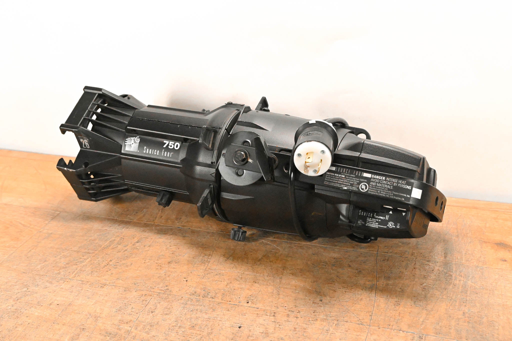 ETC Source Four 750 26 Degree Leko with Source 4WRD II LED Light Engine