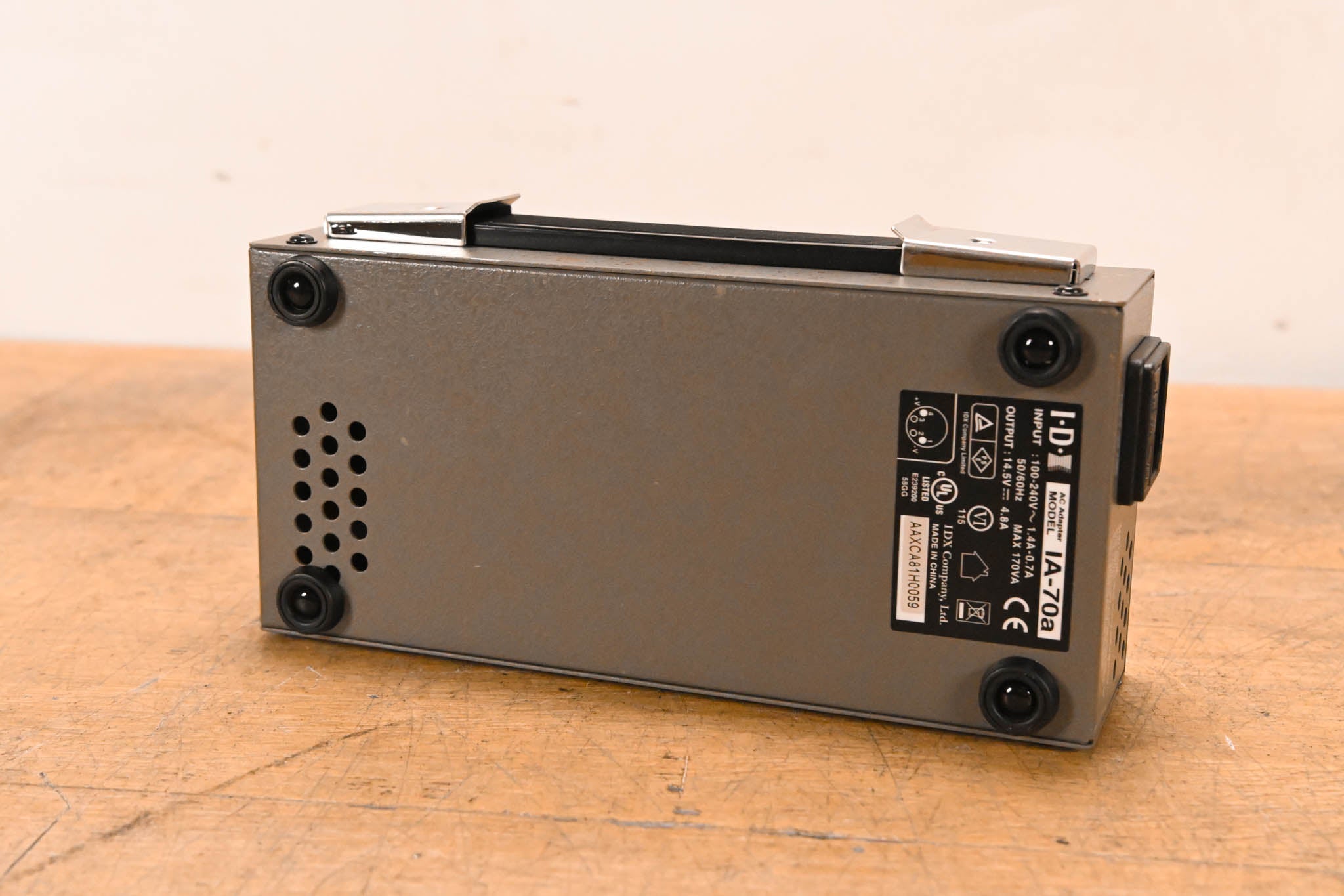 IDX System Technology IA-70a Single-Channel DC Power Supply