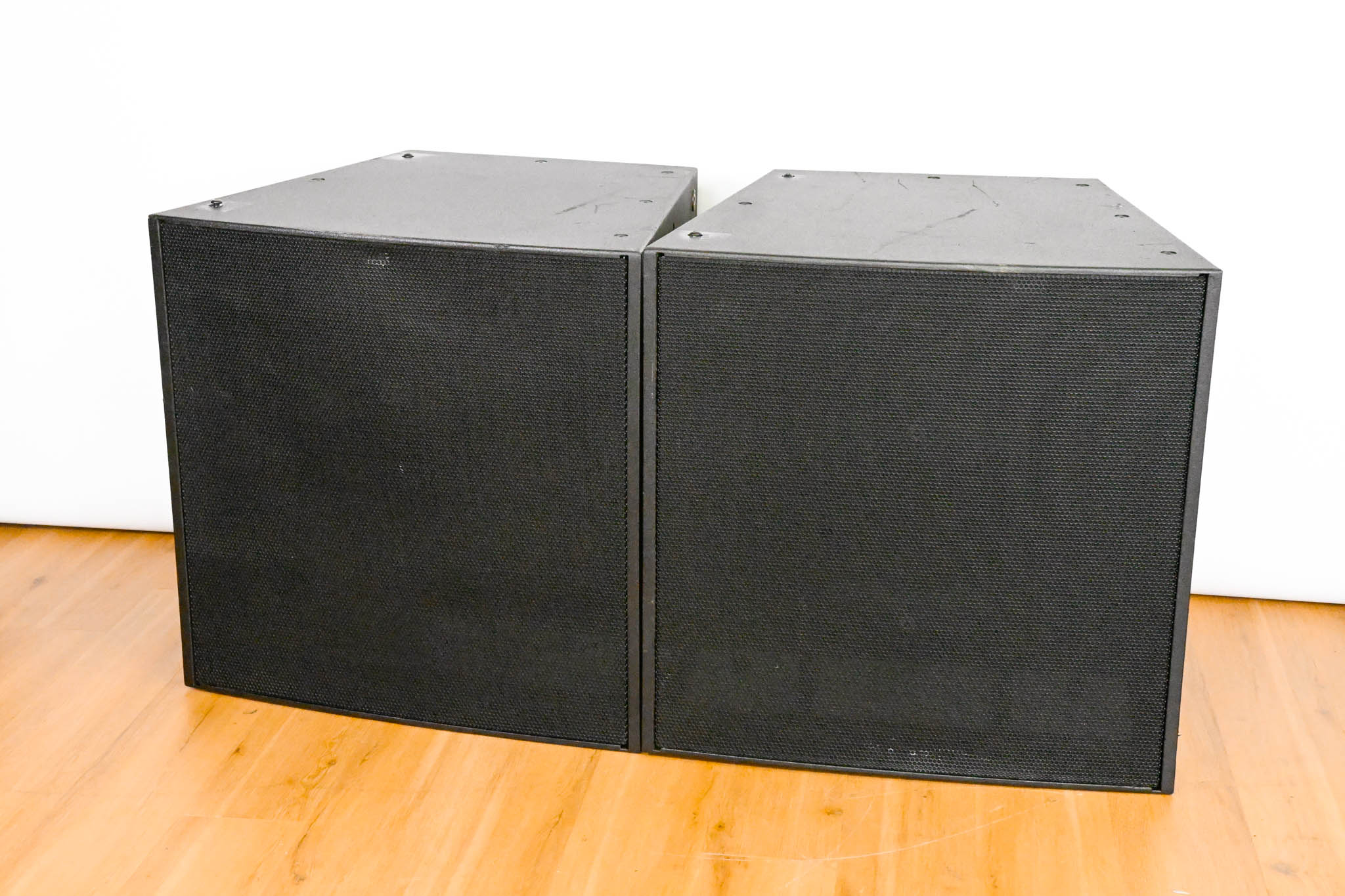 Electro-Voice (EV) EVH-1152D/64 15" 2-Way Passive Loudspeaker (PAIR)