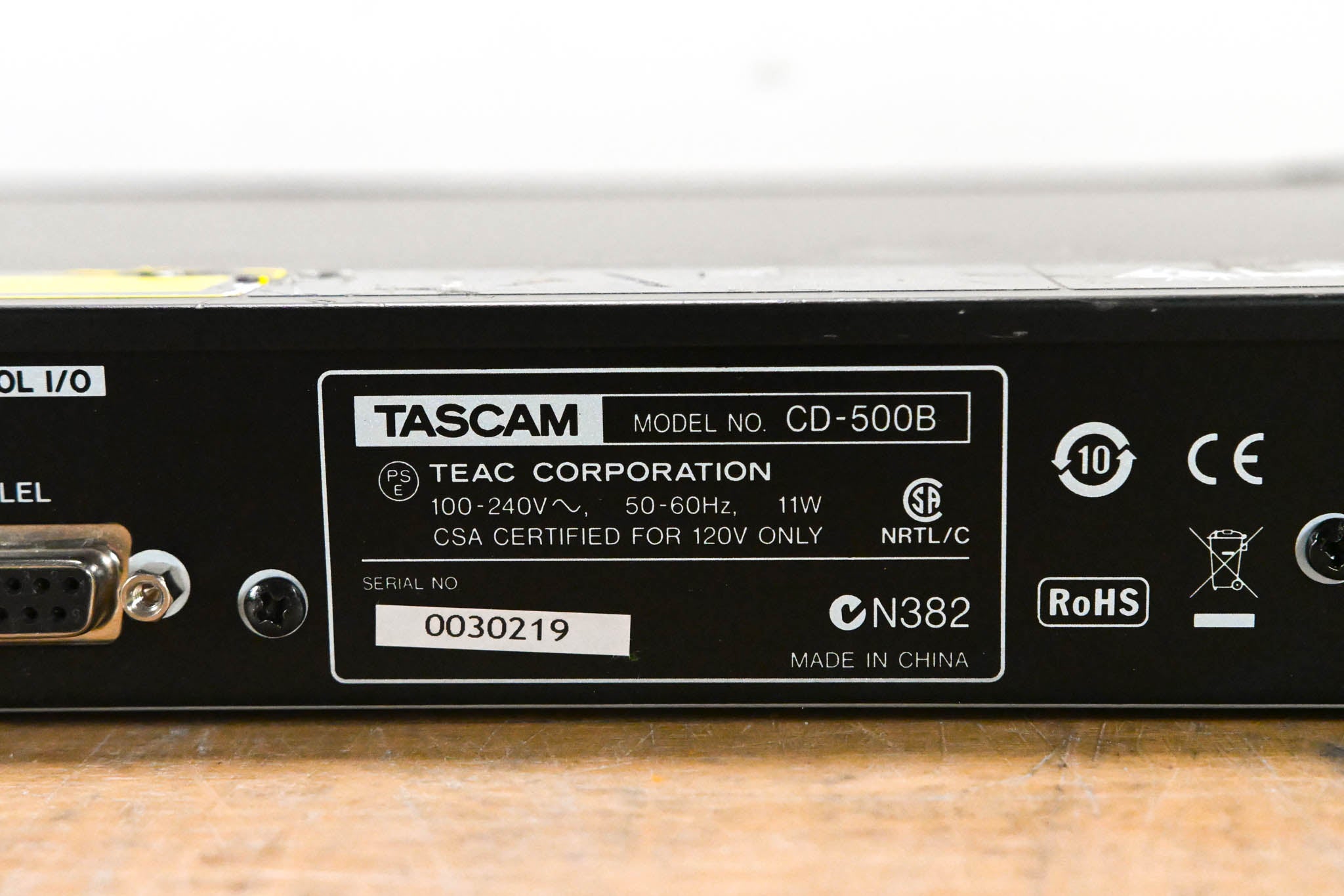 TASCAM CD-500B Rack-Mountable CD Player