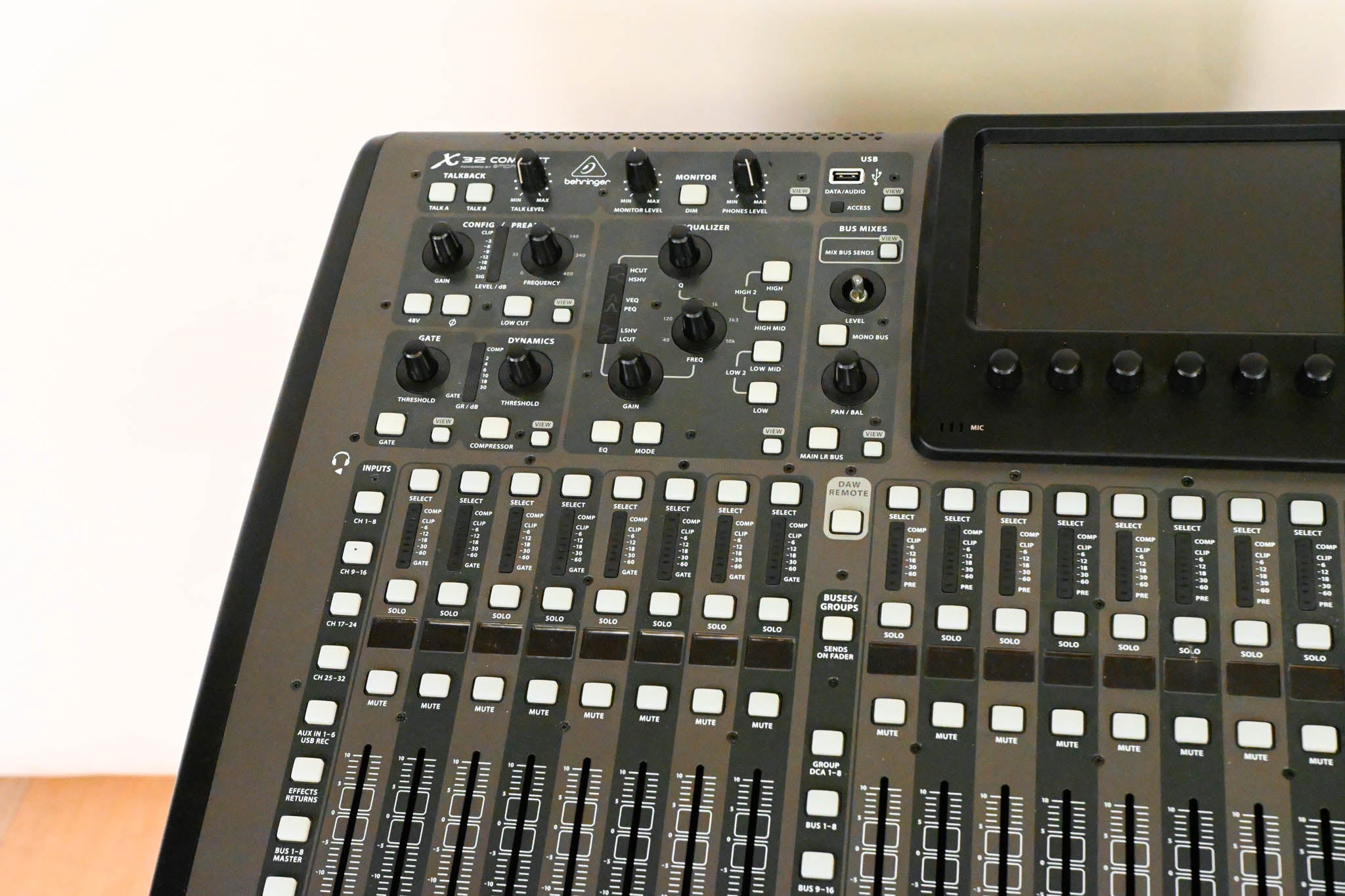 Behringer X32 Compact 40-Channel Digital Audio Console