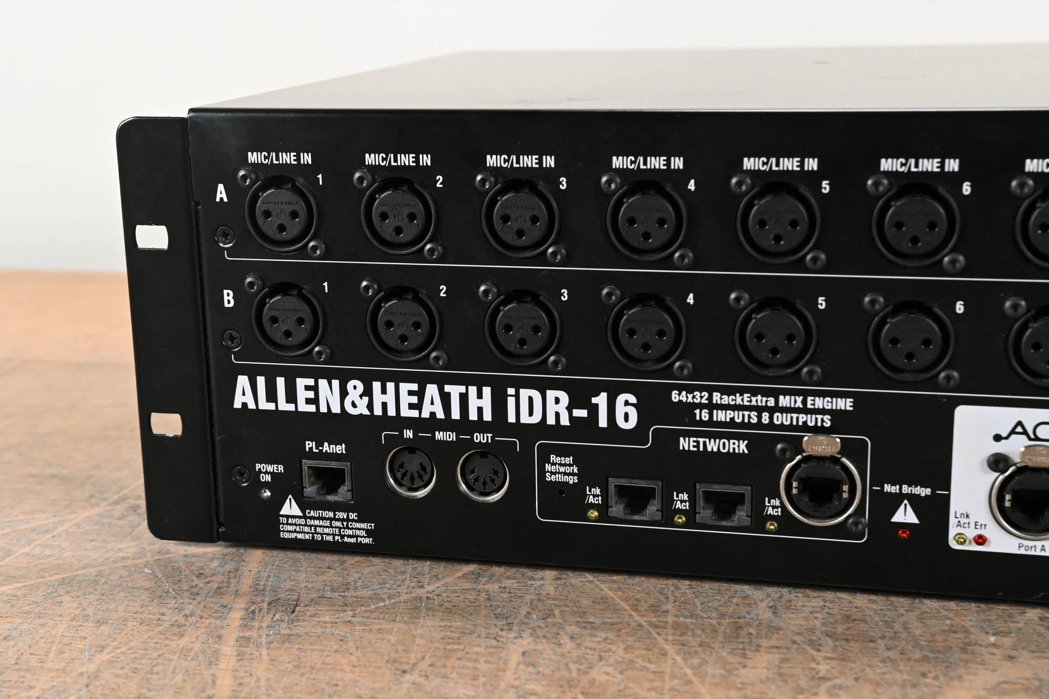 Allen & Heath iDR-16 16-in, 8-out iLive Fixed-Format MixRack