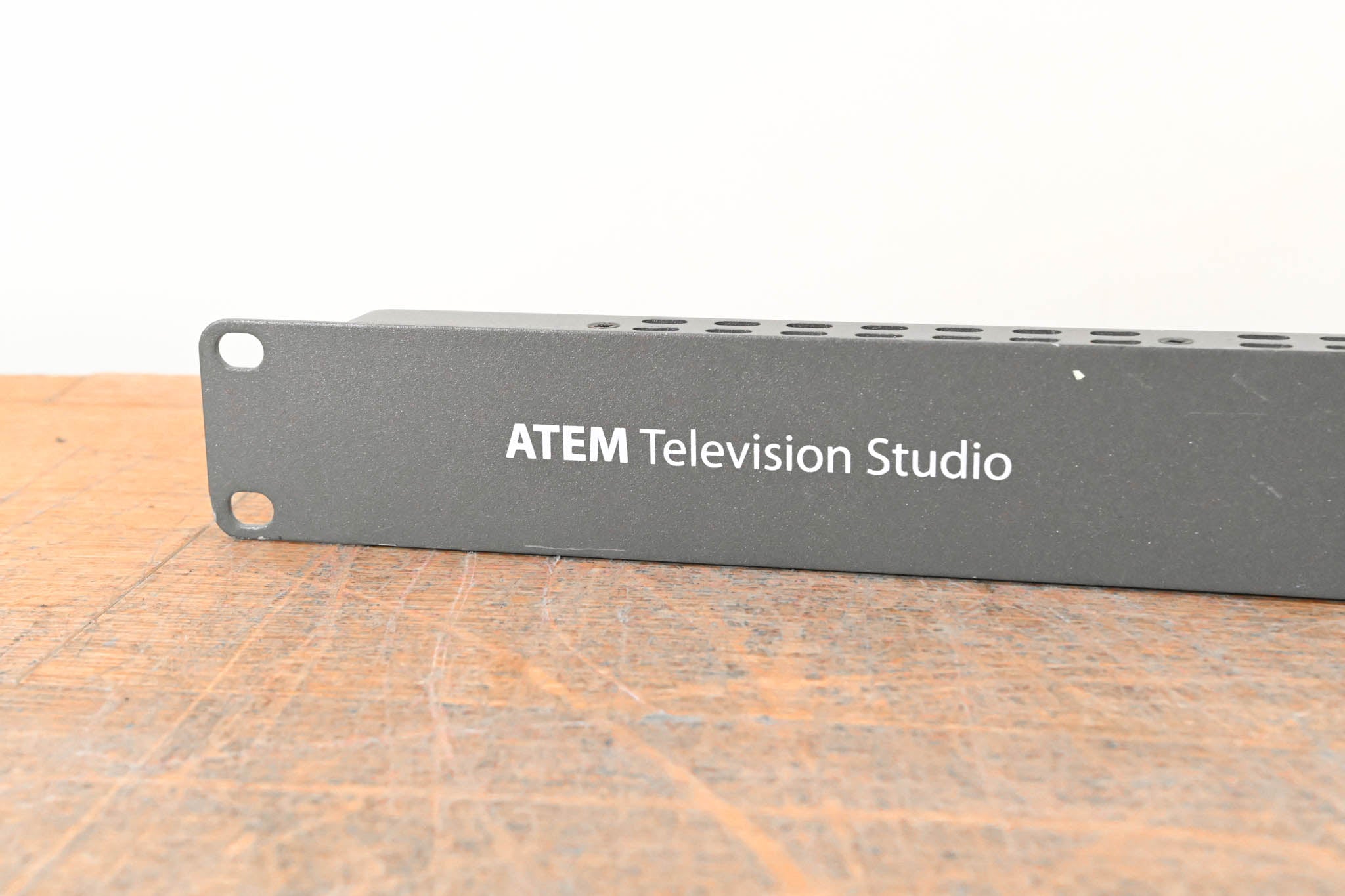 Blackmagic Design ATEM Television Studio (NO POWER SUPPLY)