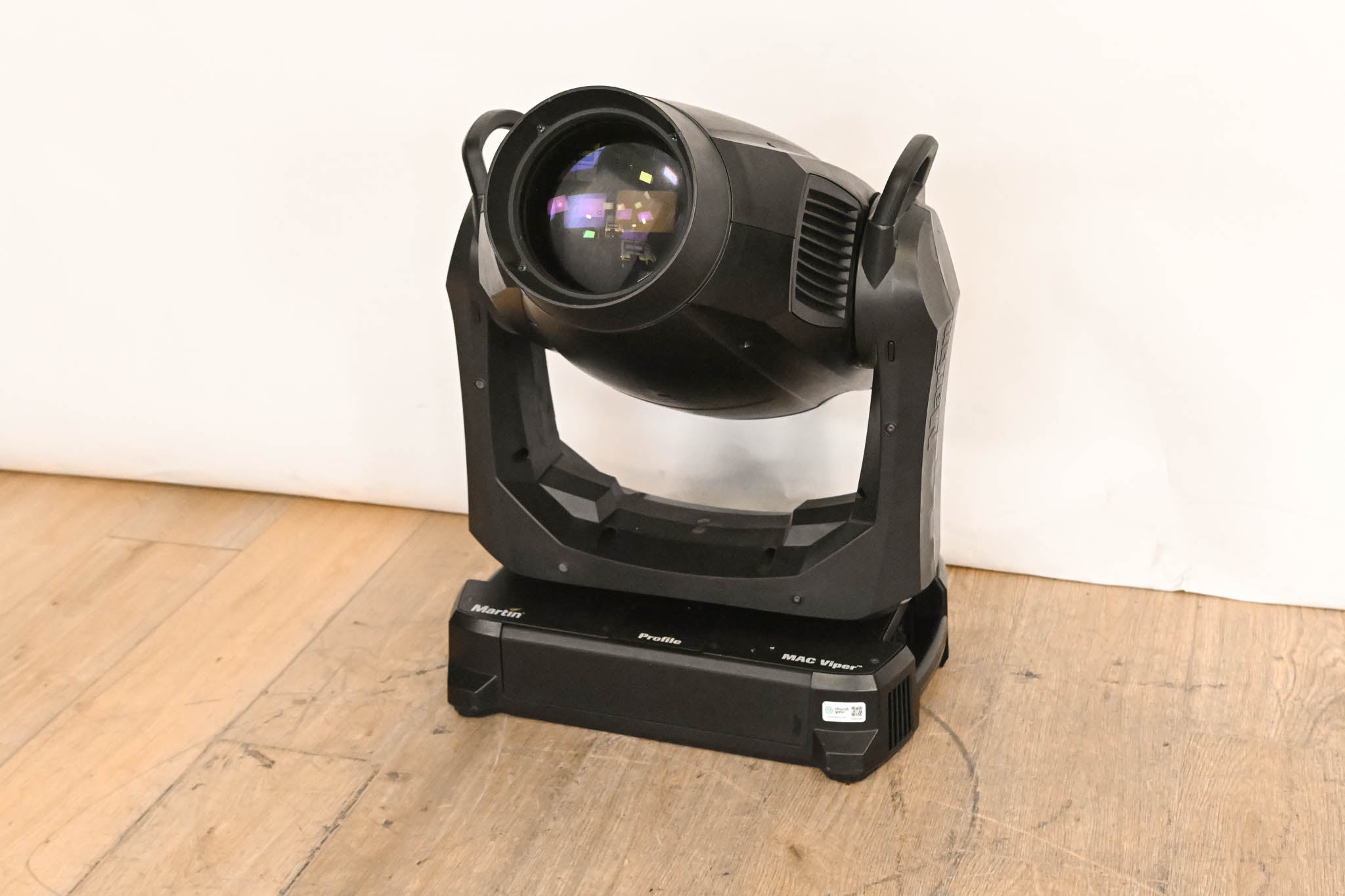 Martin MAC Viper Profile High Output Discharge-Based Moving Light