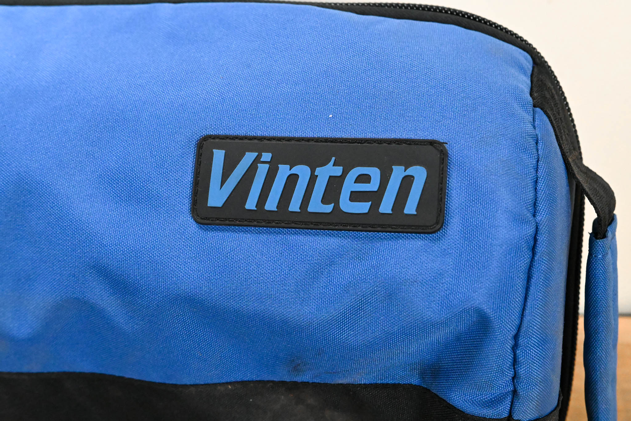 Vinten 3358-3 Soft Padded Case for Vision 3, 6, 8 and 11 Tripod Systems