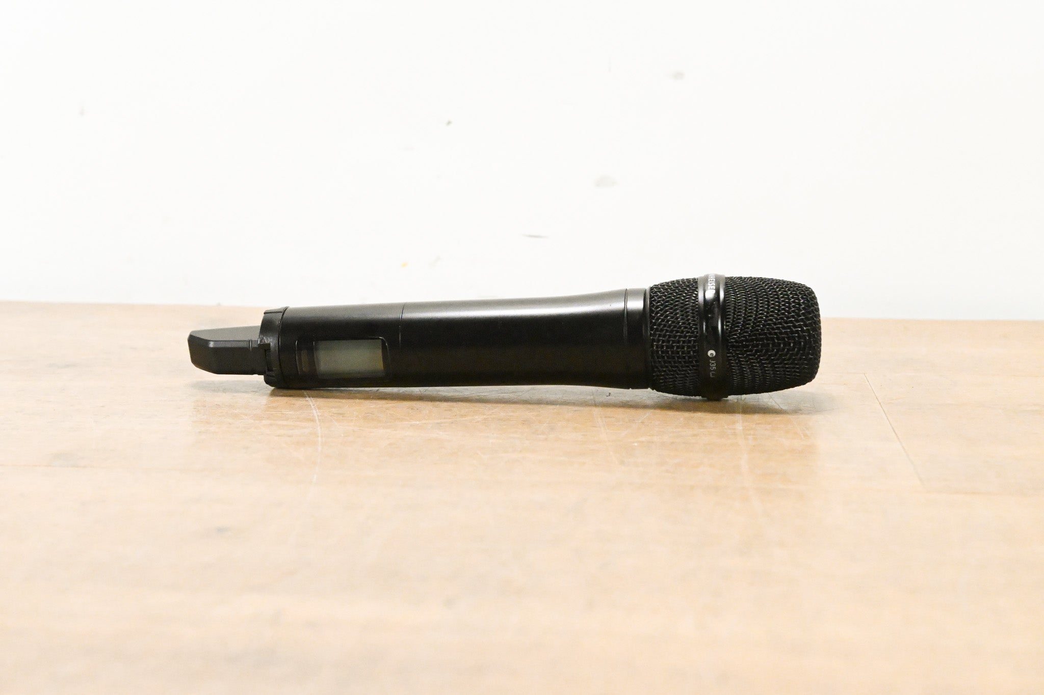 Sennheiser EW 500 G4-935 Handheld Microphone System - AW+ Band (NO PSU)