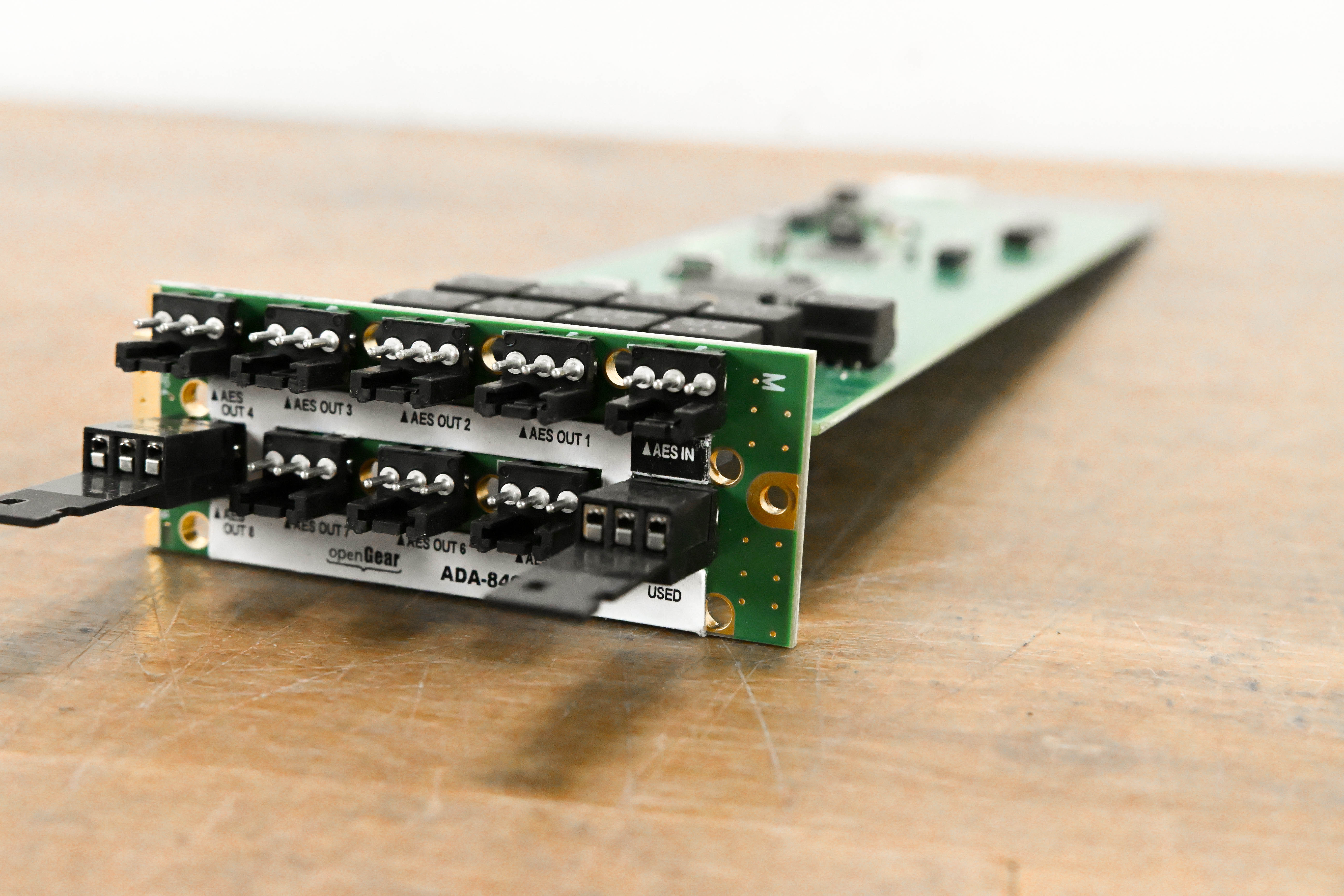 Ross ADA-8402-B AES / EBU Distribution Amplifier Module with Rear I/O