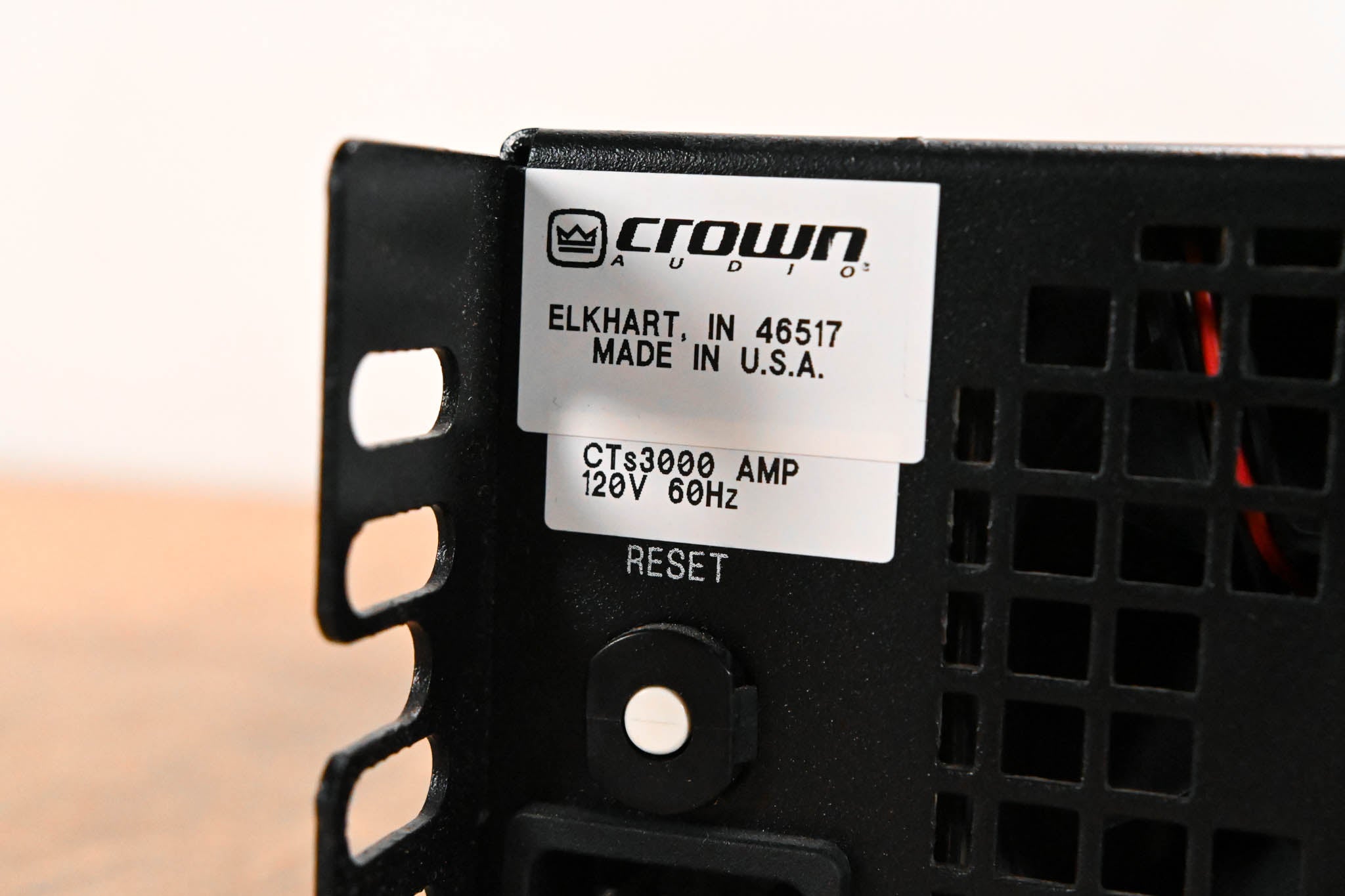 Crown CTs 3000 Two-Channel 1500W Power Amplifier