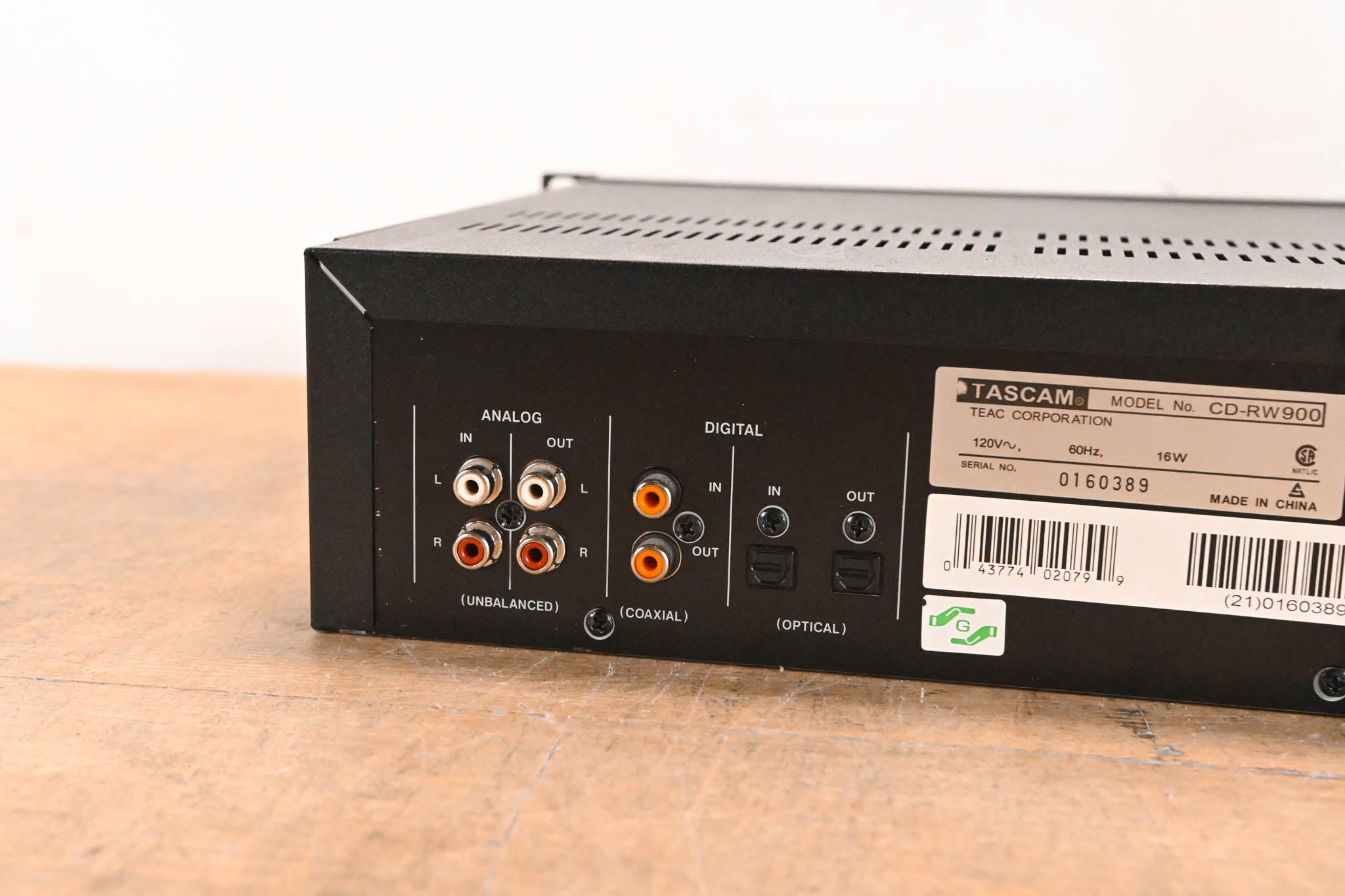 TASCAM CD-RW900 CD Rewritable Recorder