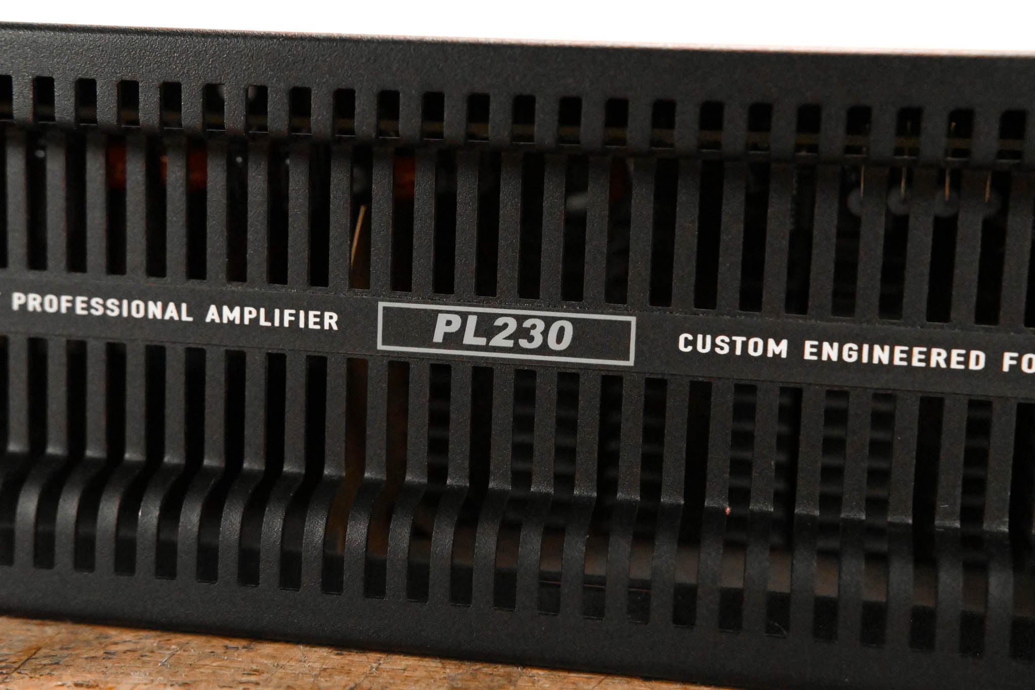 QSC PL230 PowerLight 2 Series 2-Channel 1500W Power Amplifier