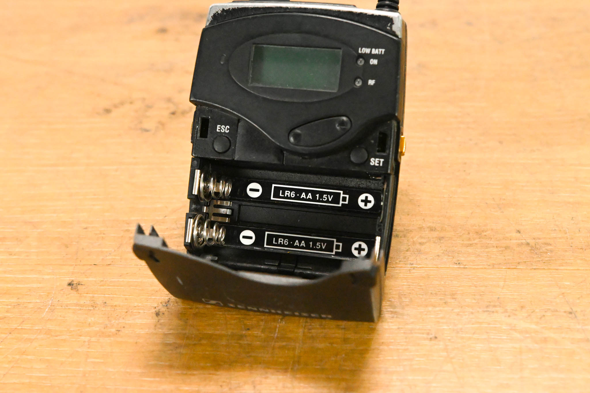 Sennheiser EK 2000 IEM Wireless Bodypack Receiver - Aw Band: 516-558 MHz