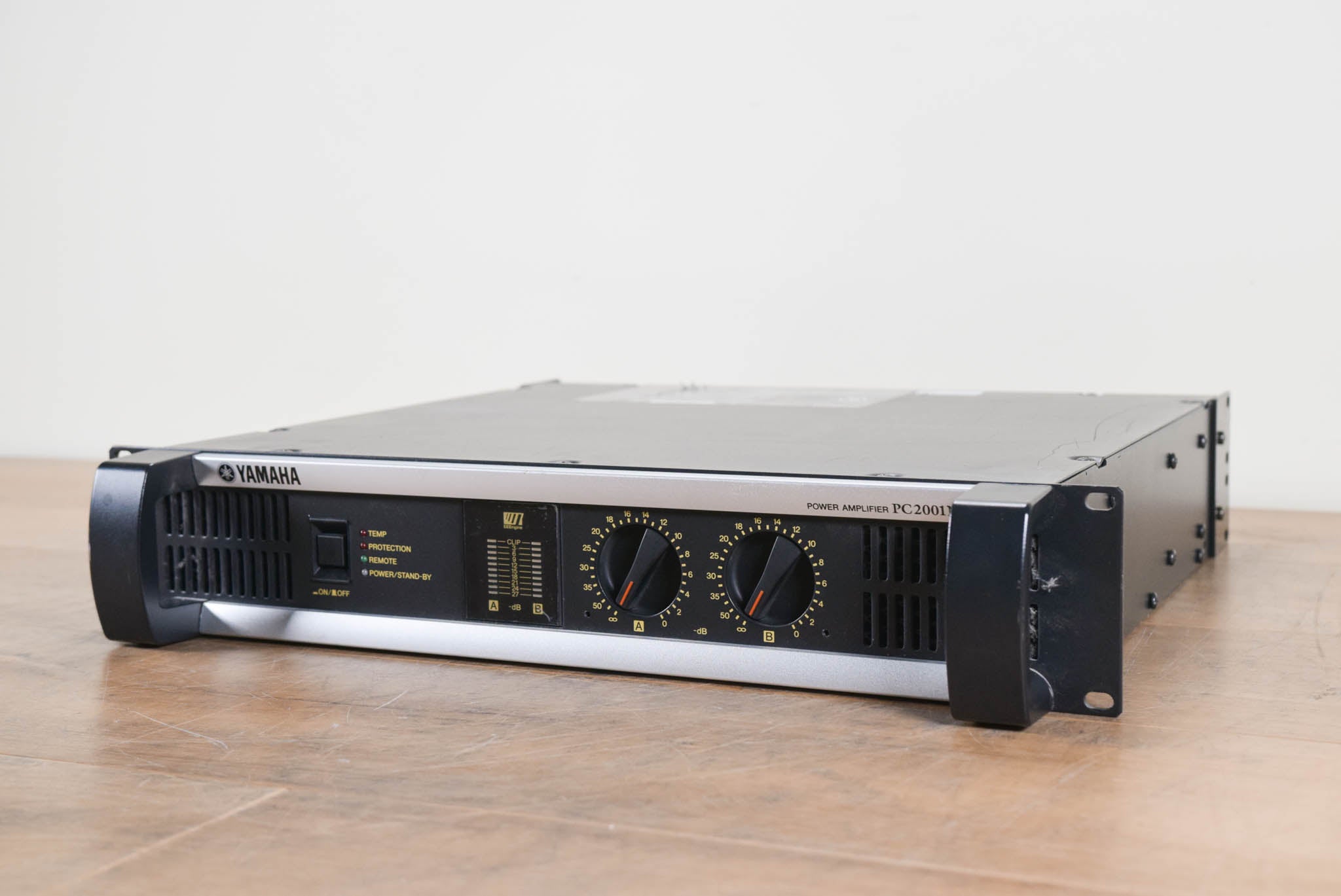 Yamaha PC2001N 2-Channel Power Amplifier