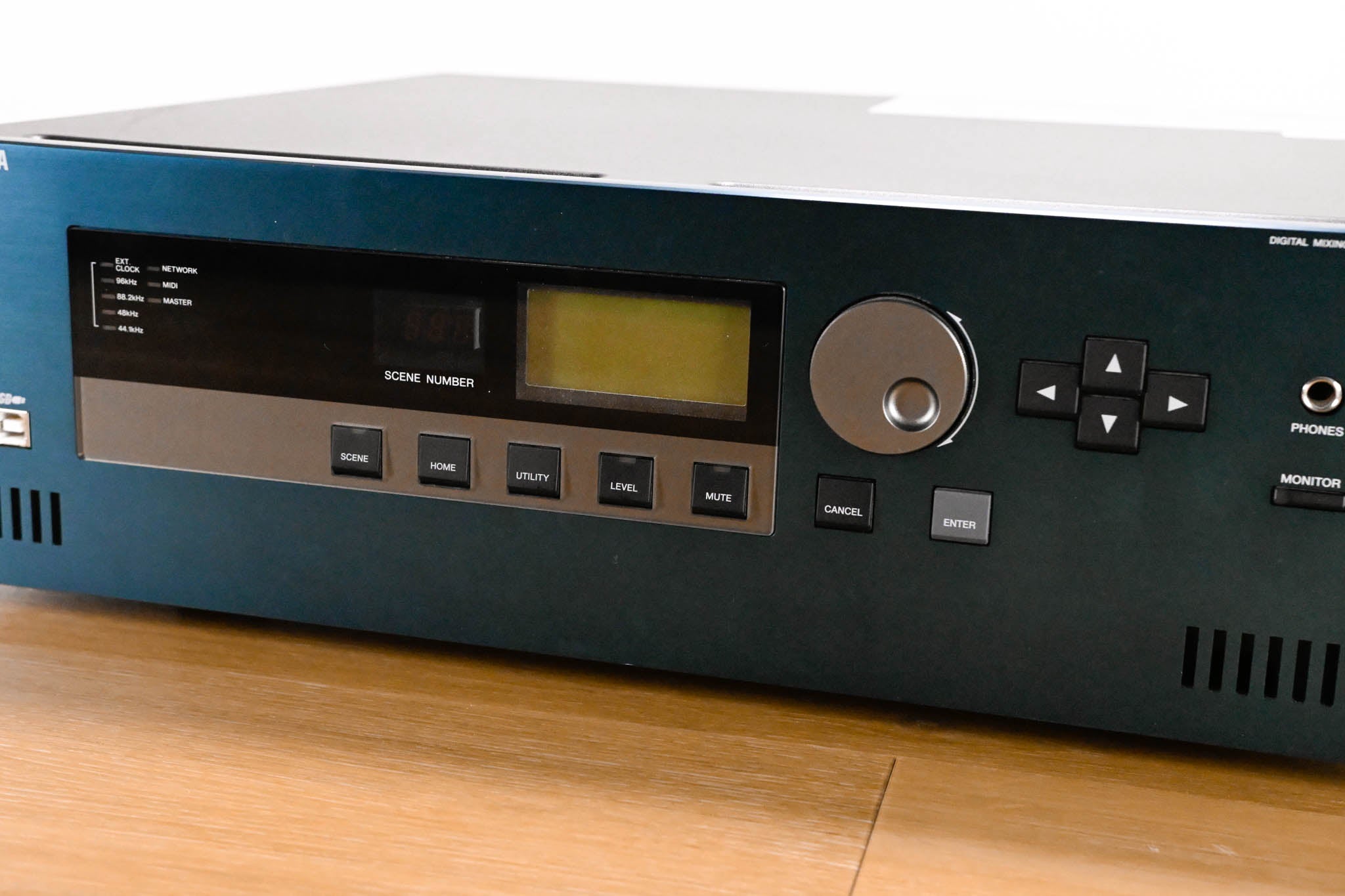 Yamaha DME64N Digital Mixing Engine