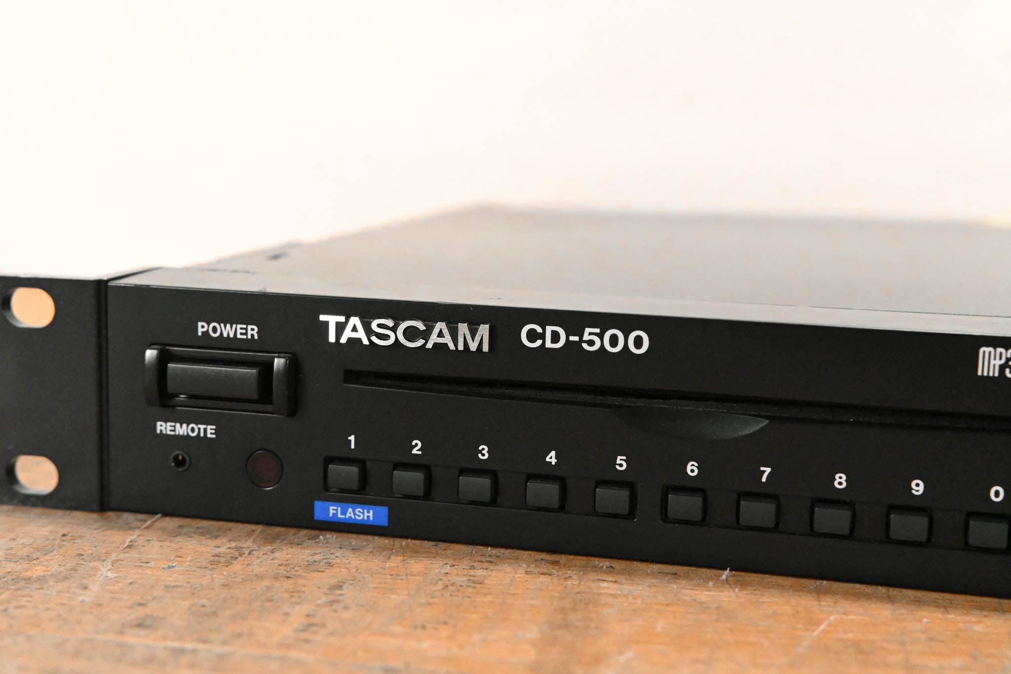 TASCAM CD-500 Rack-Mountable CD Player