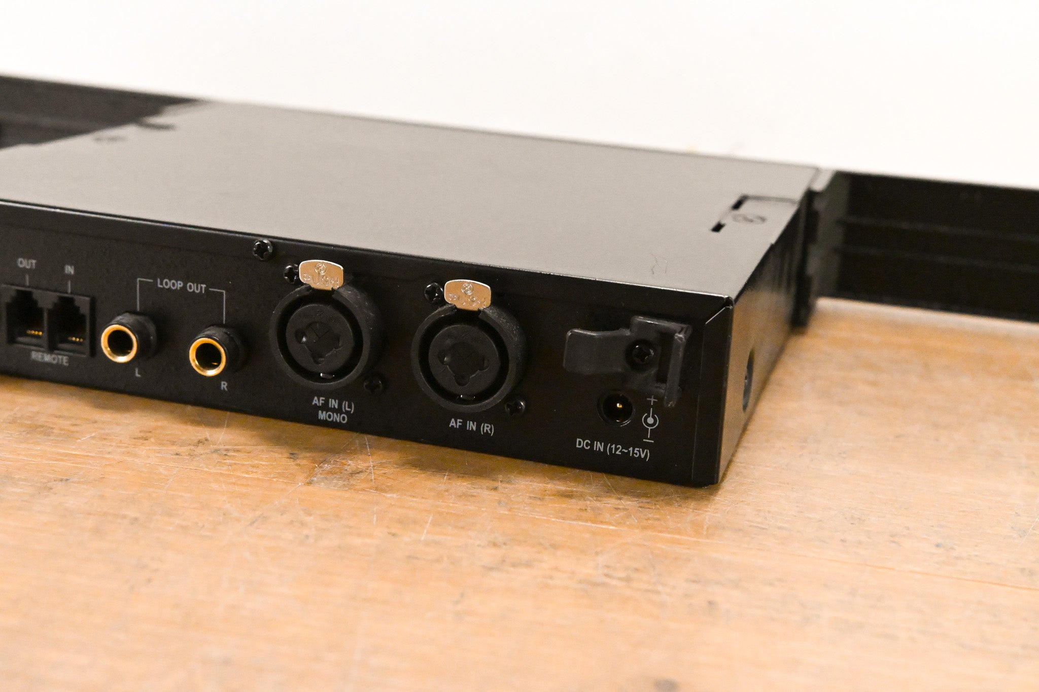 Mipro MI-909T/R Digital IEM System - 5E Range: 480-544 MHz (NO PSU)