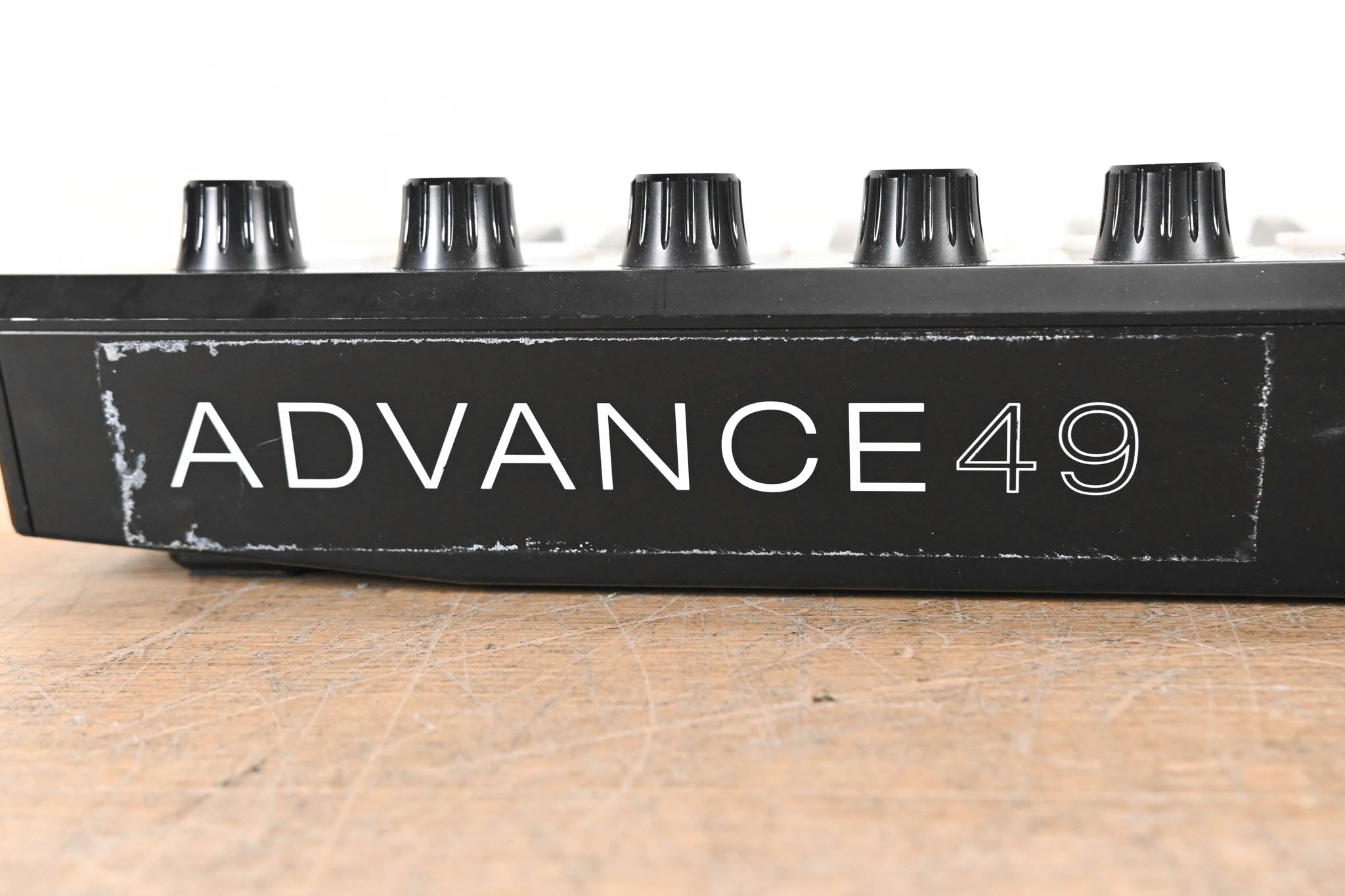 AKAI Advance 49 MIDI Keyboard Controller (NO POWER SUPPLY)