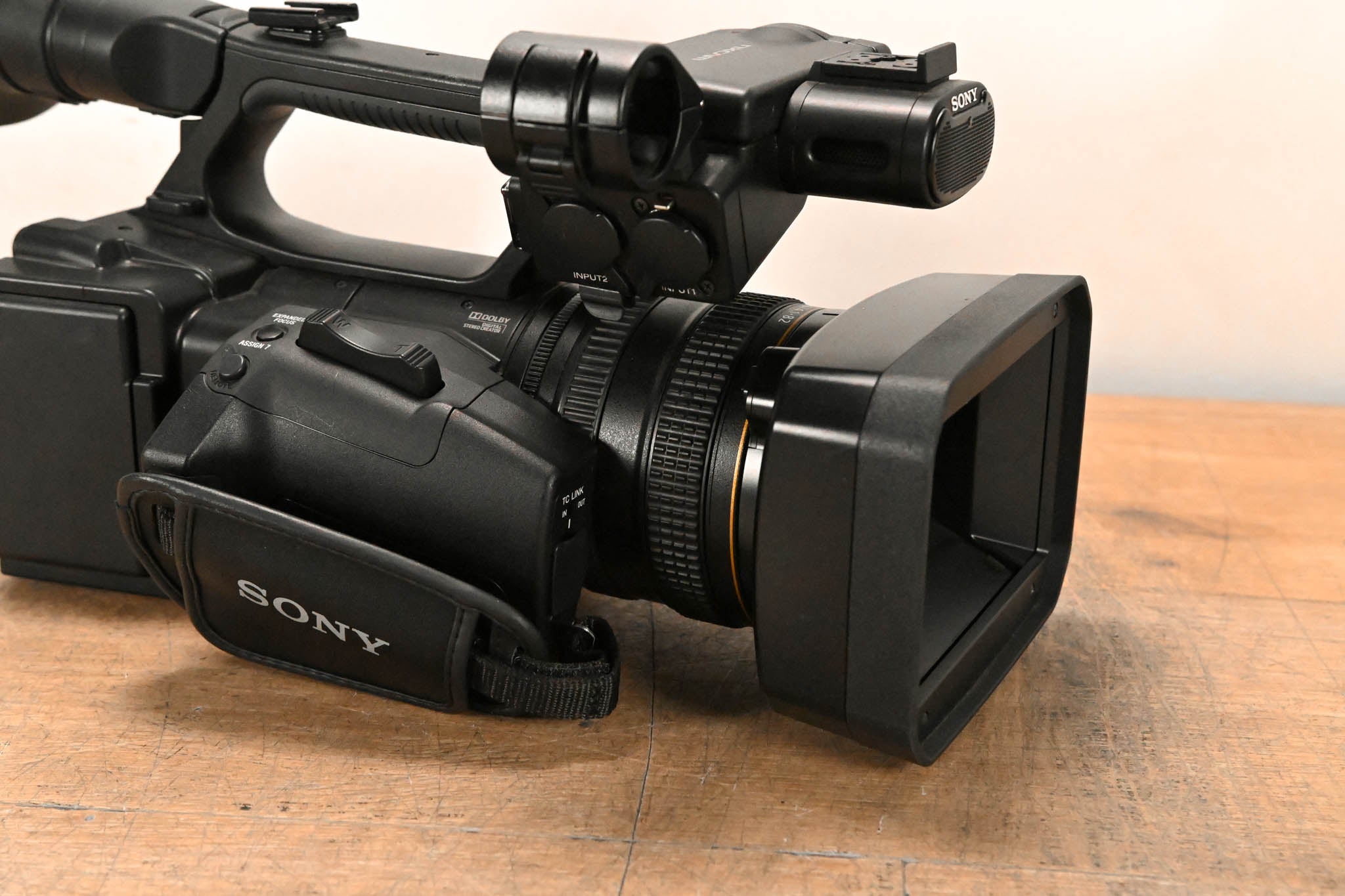 Sony HXR-NX5U NXCAM Professional Camcorder