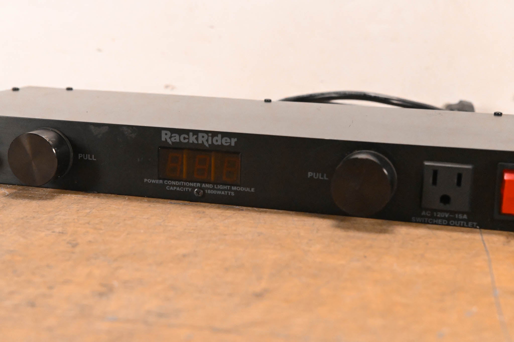 Furman RackRider RR-15PLUS 1RU Power Conditioner w/ Lights + V-Meter
