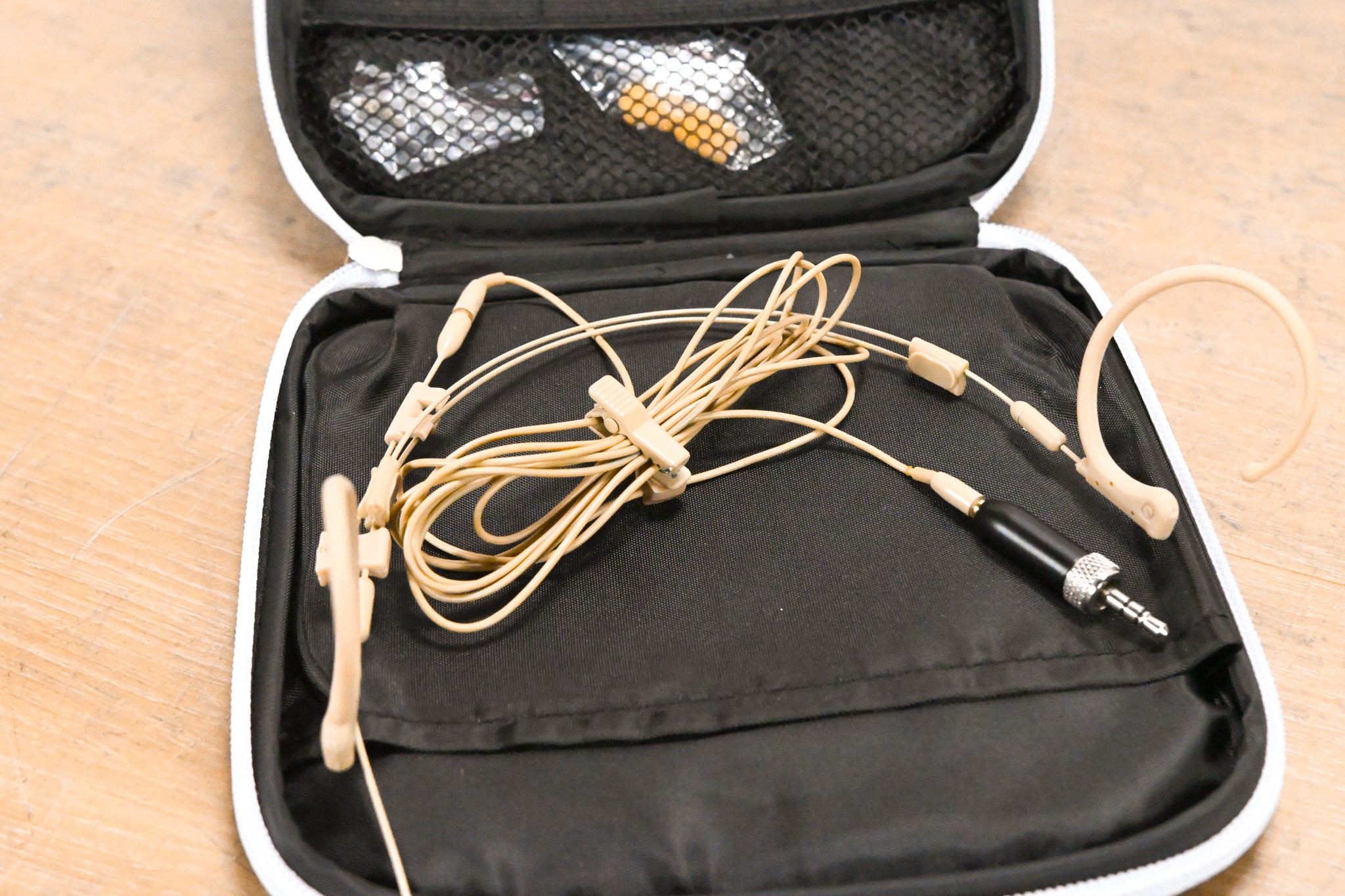 Que Audio QA22 BE Omnidirectional Headset Mic w/ SEL Adapter for Senn.