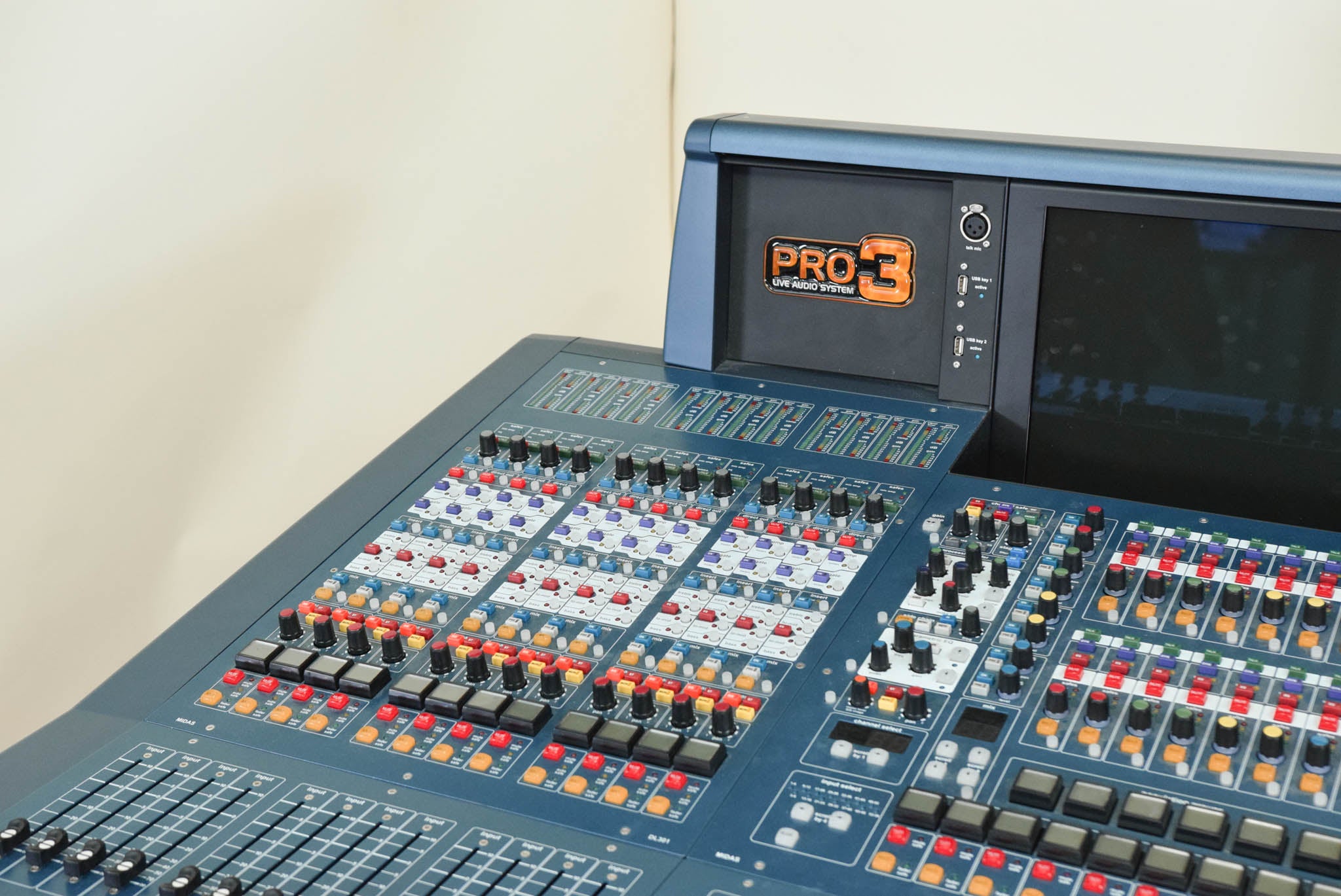 Midas PRO3 Live Audio Mixing System