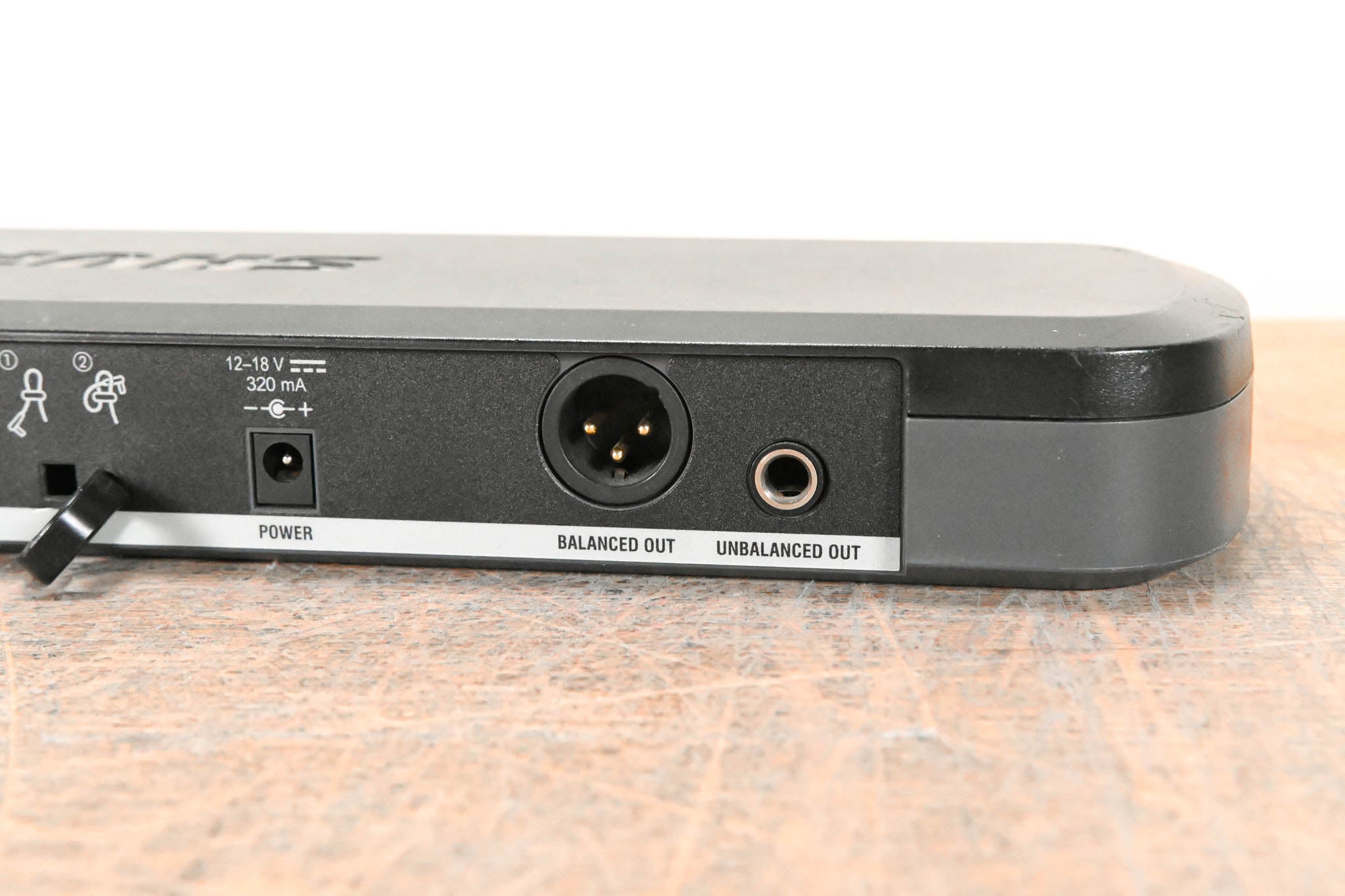 Shure PG88 Dual-Channel Wireless Receiver - H7 Band: 536-548 MHz