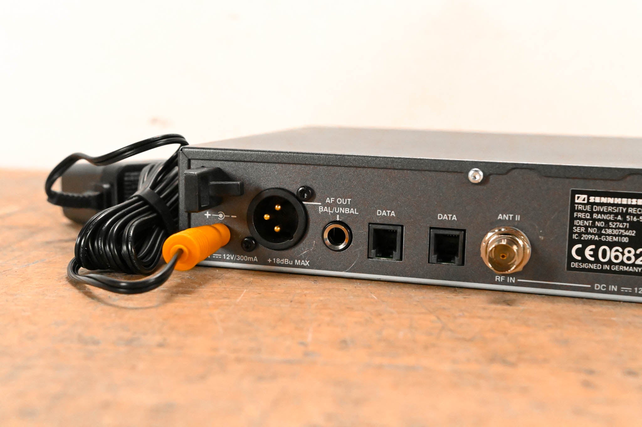 Sennheiser EM 100 G3 Wireless Receiver - A Range: 516-558 MHz
