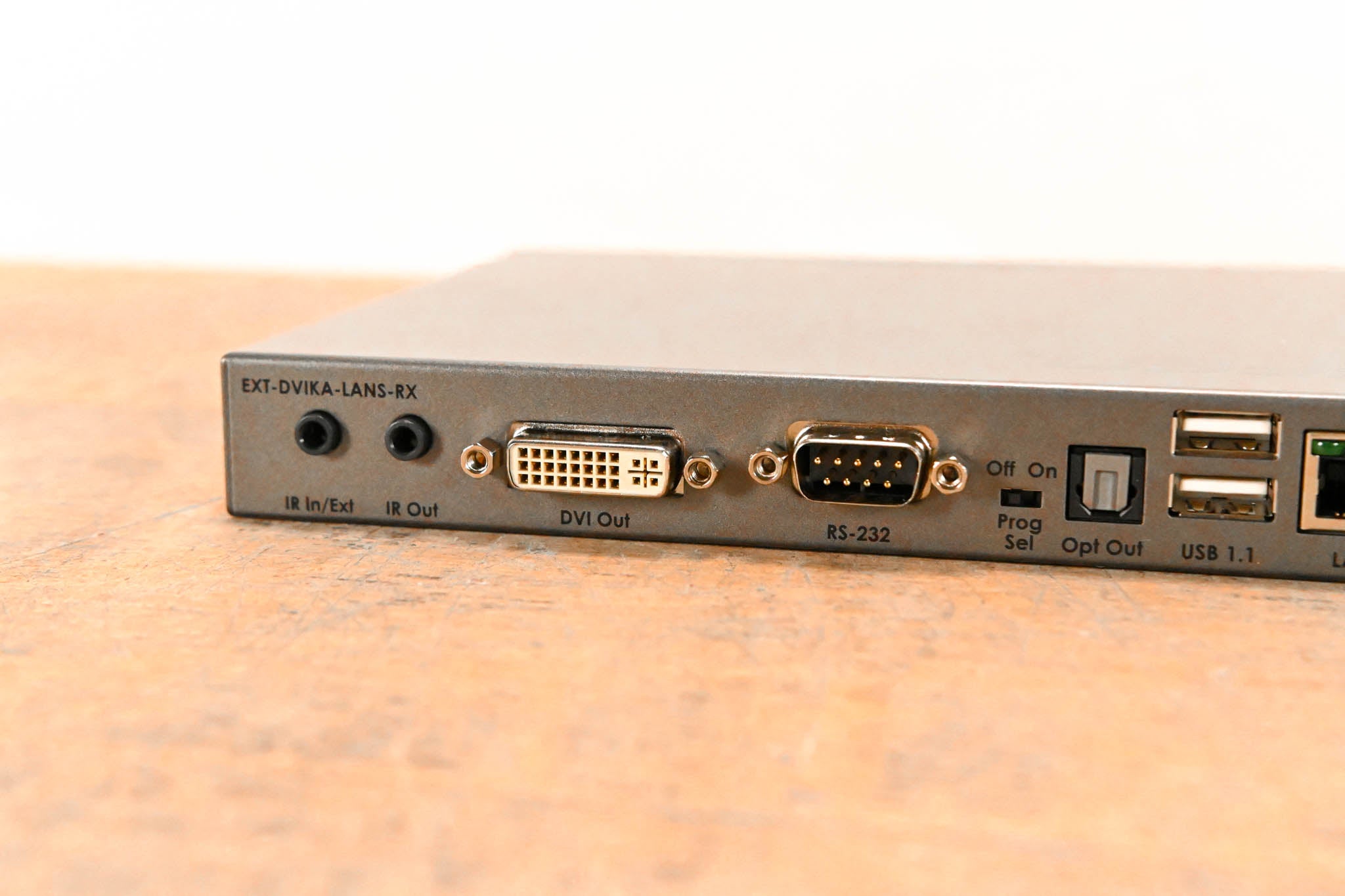 Gefen EXT-DVIKA-LANS-RX DVI KVM over IP Receiver