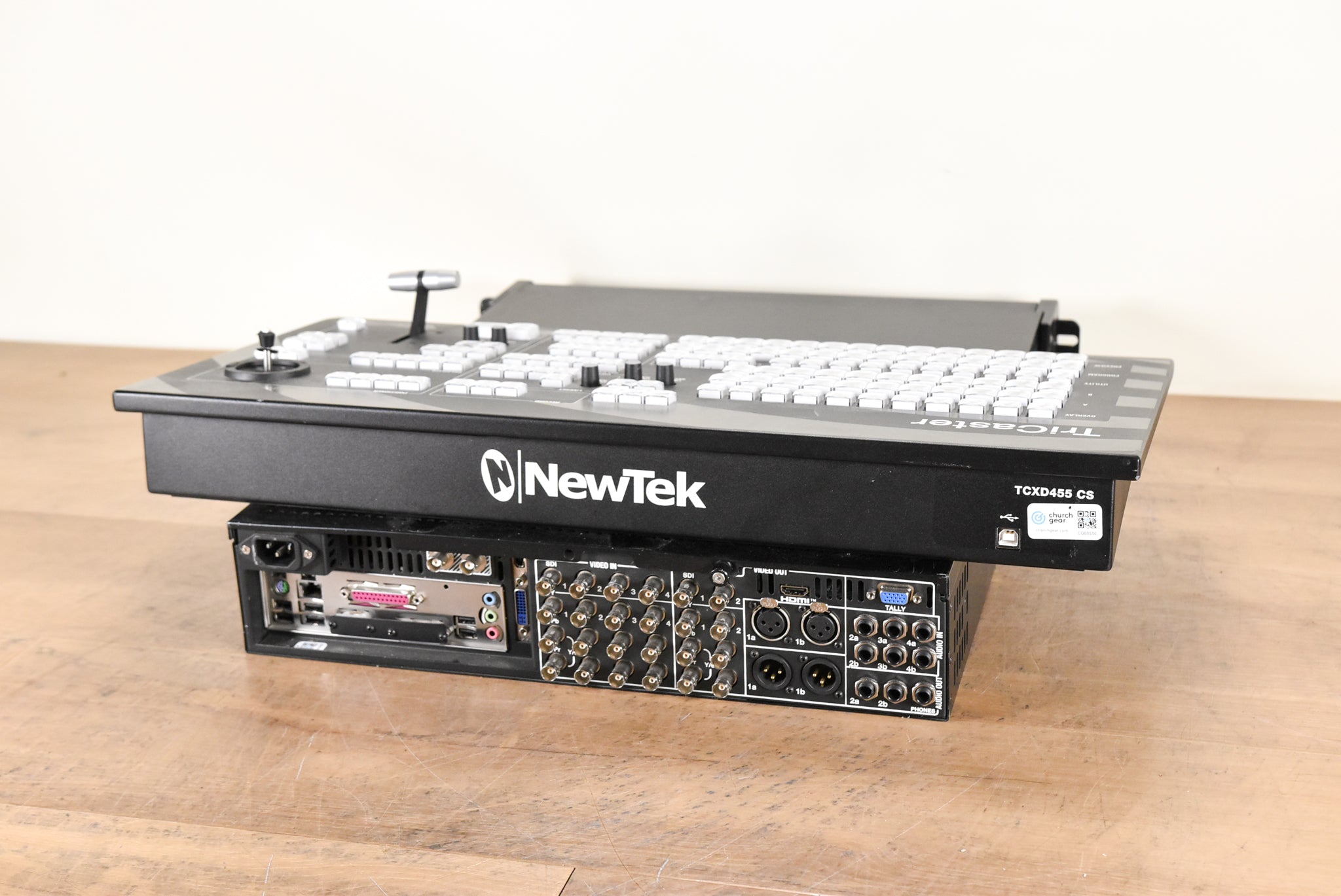 NewTek TriCaster 455 Video Switcher w/ TCXD455 CS CG00S50