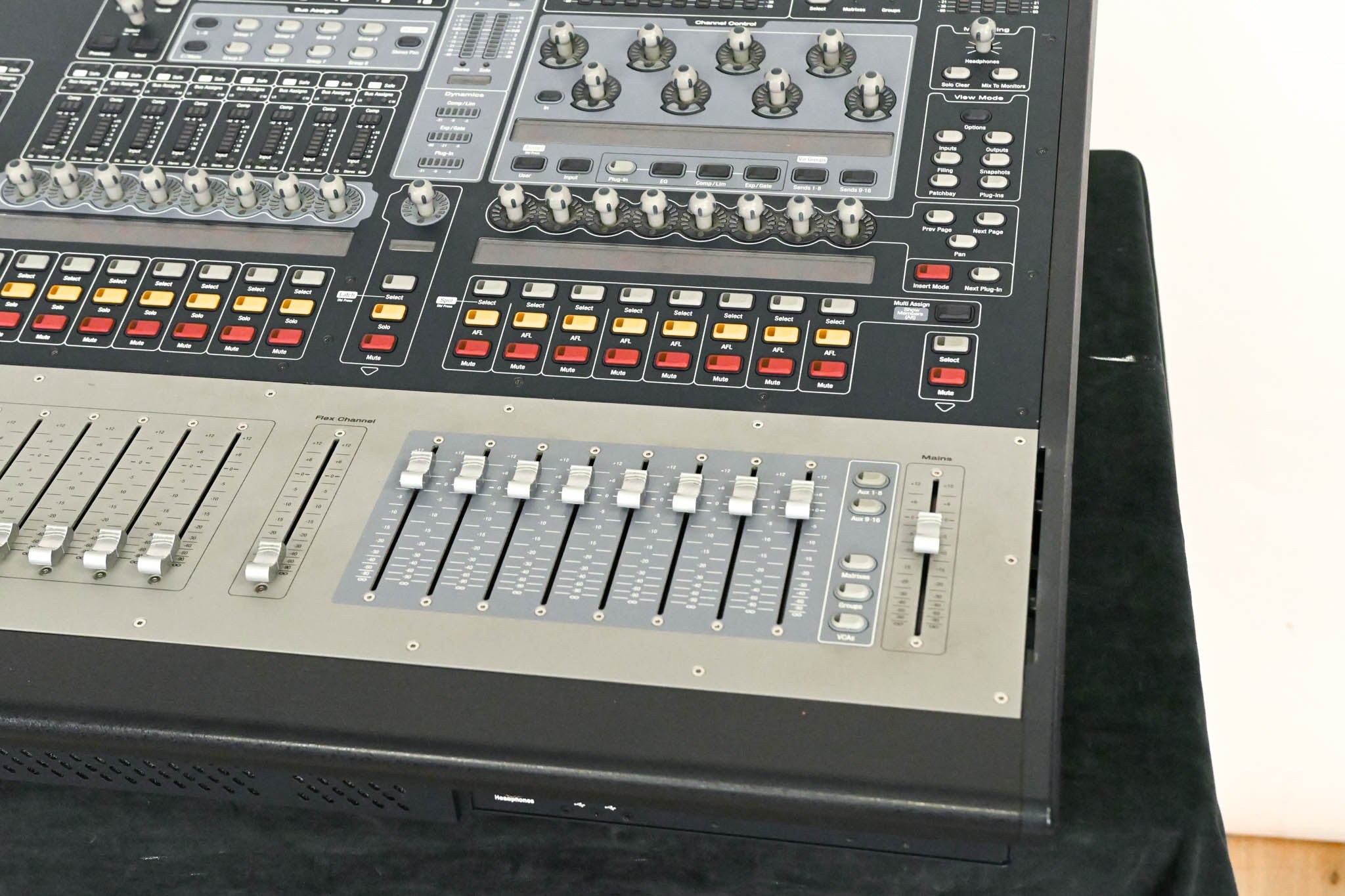 AVID VENUE SC48 Digital Audio Mixing Console