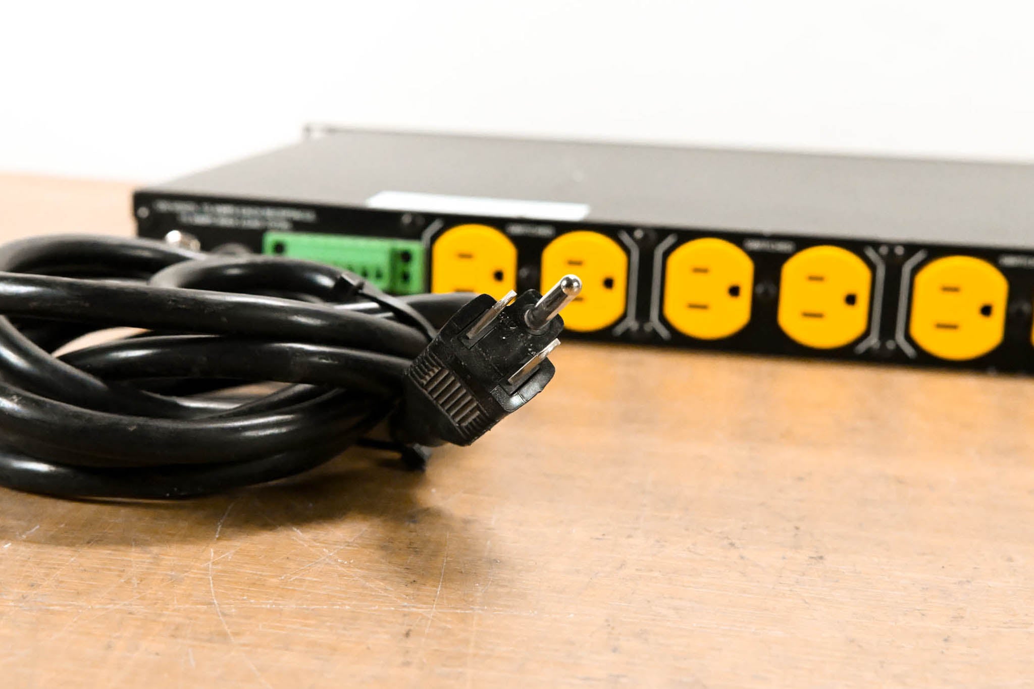 SurgeX SX1115-RT Surge Protector/ 15A Power Conditioner