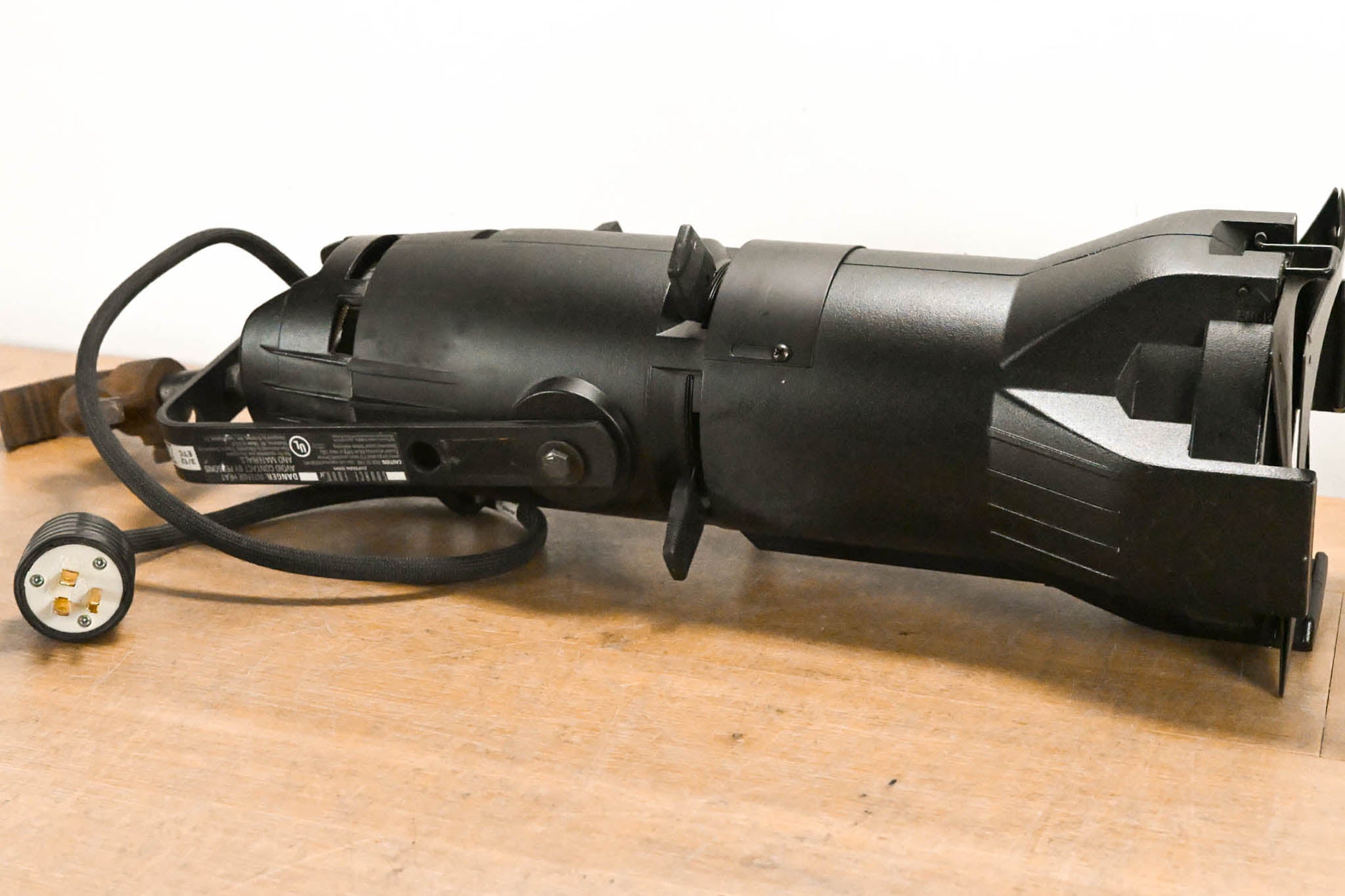 ETC Source Four Jr 26 Degree 575 Ellipsoidal Light
