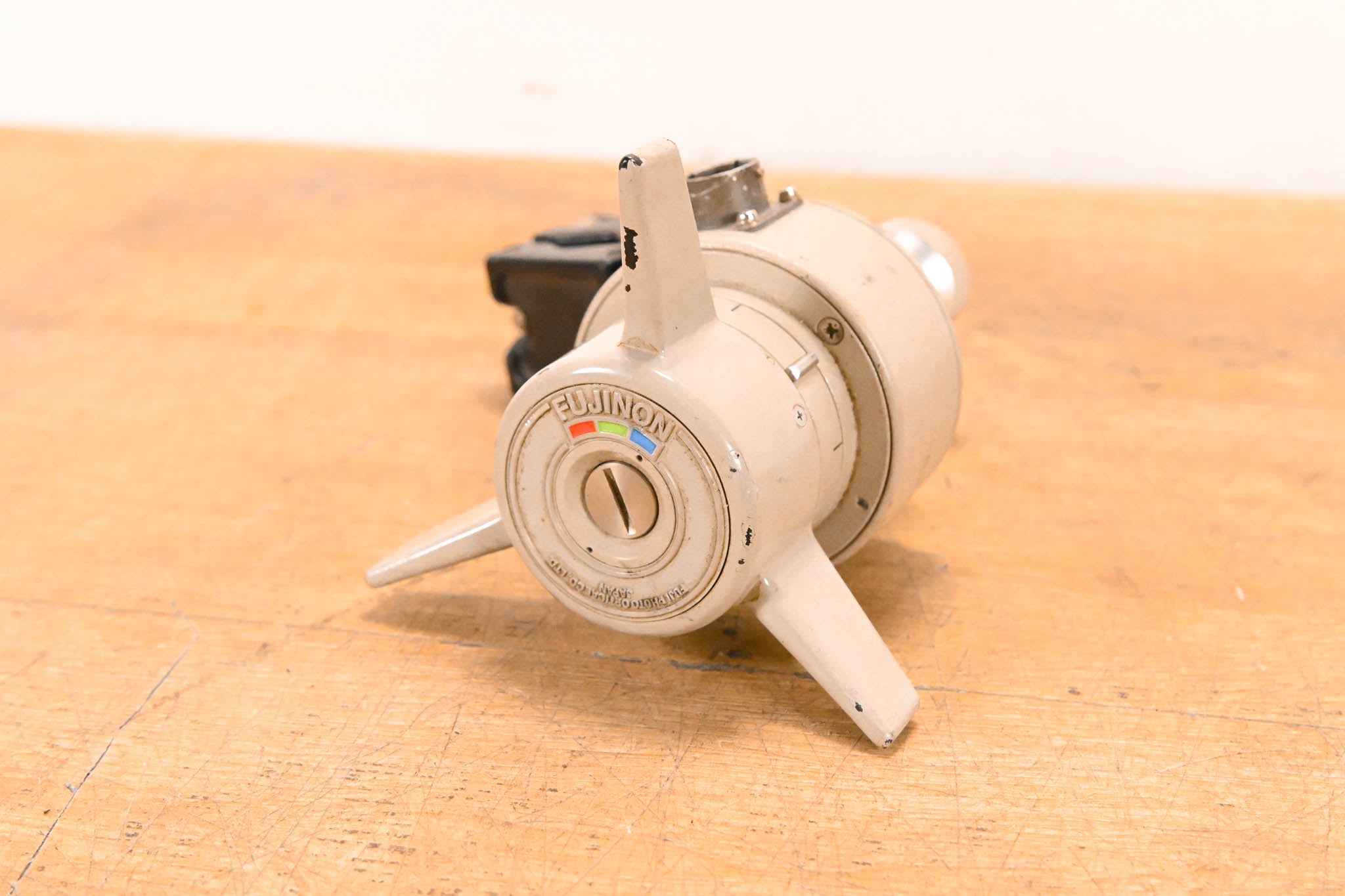 Fujinon EPD-12B with MCA-6A Clamp