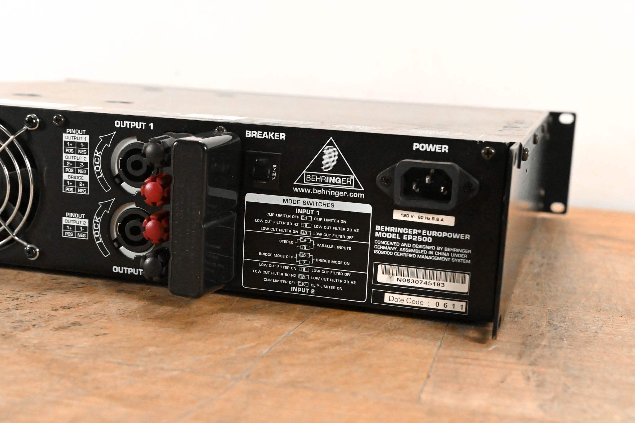 Behringer Europower EP2500 2-Channel Power Amplifier